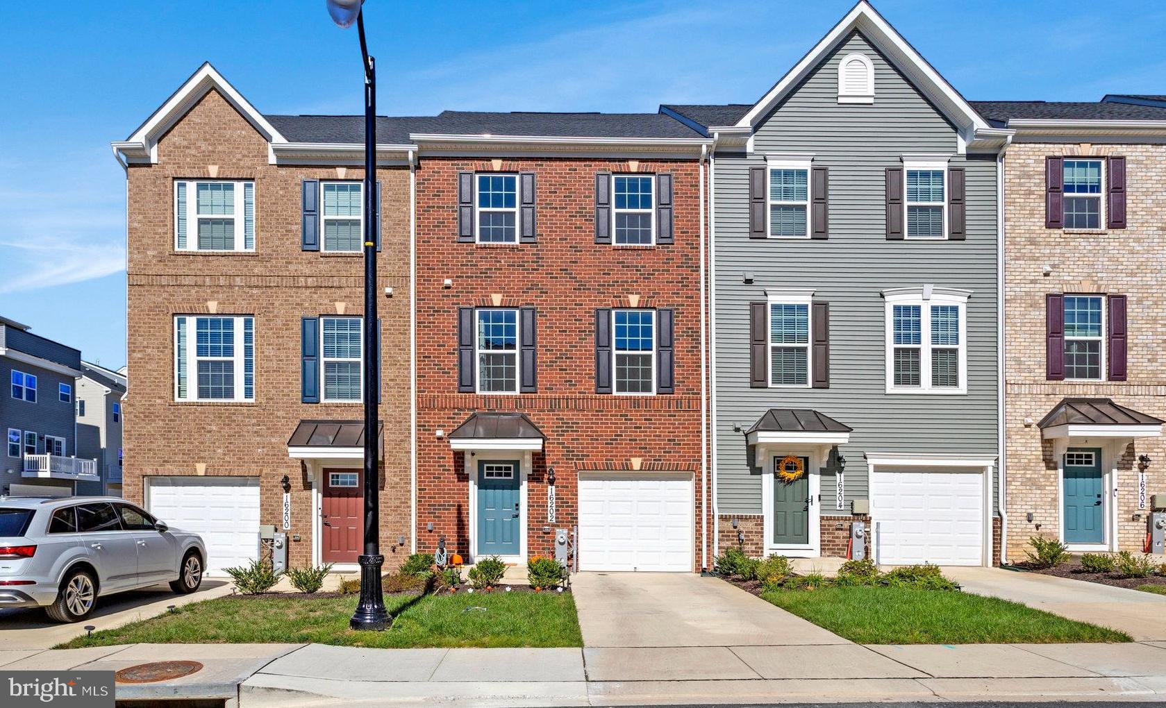 SOUTHLAKE - Residential