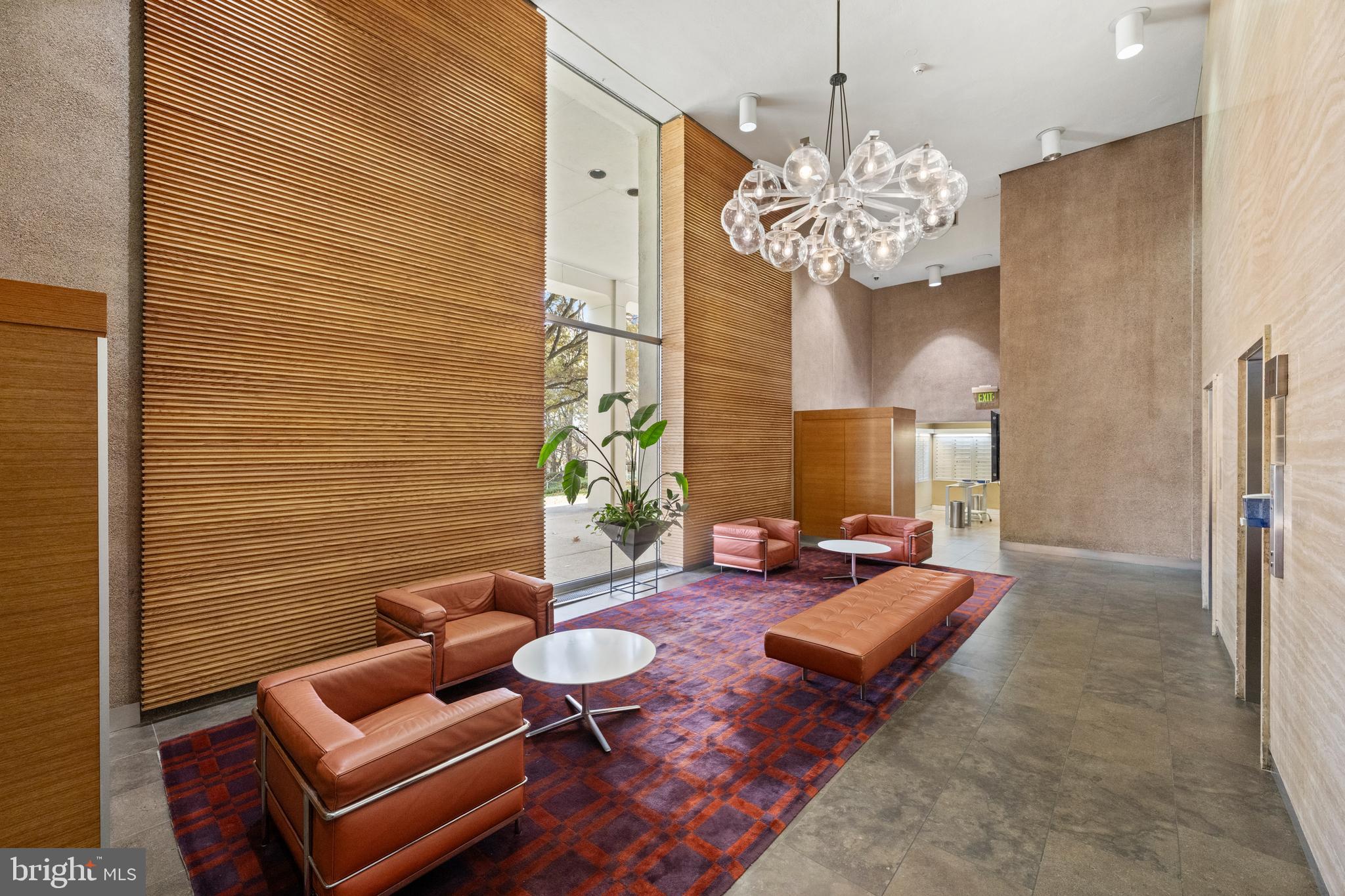 200 LOCUST STREET 10GN