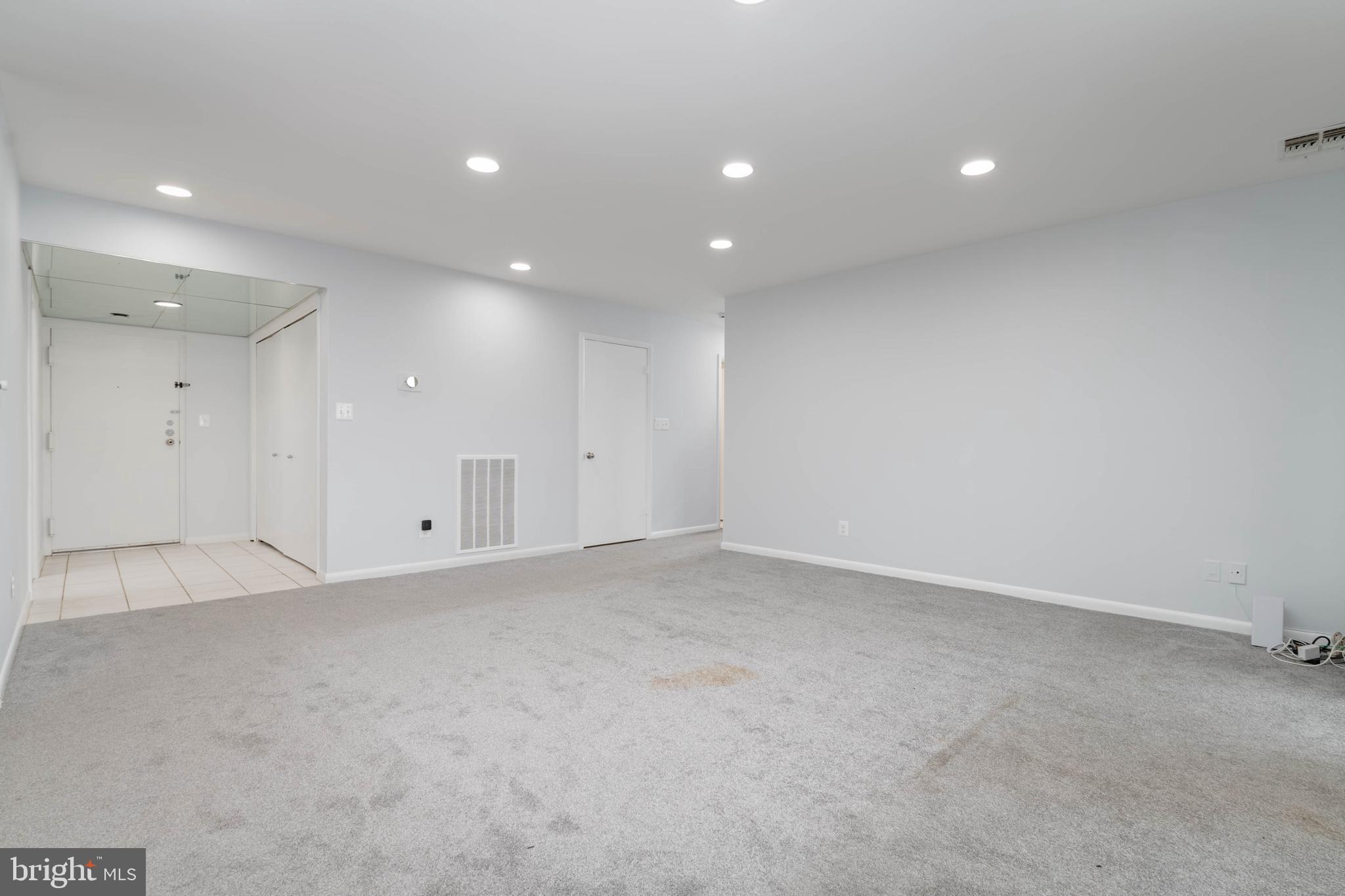 2 HIGH STEPPER COURT 501