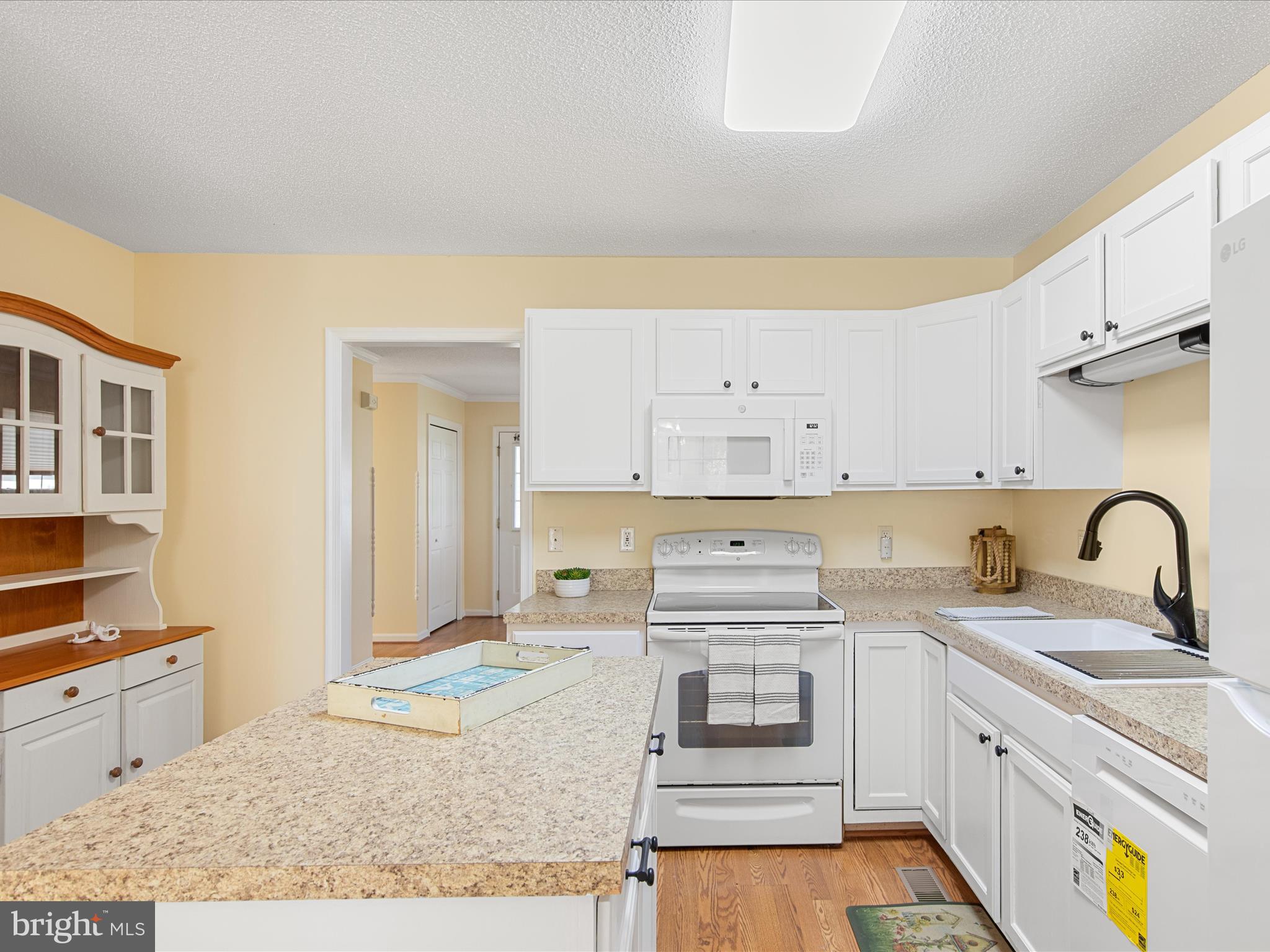 BETHANY MEADOWS - Residential