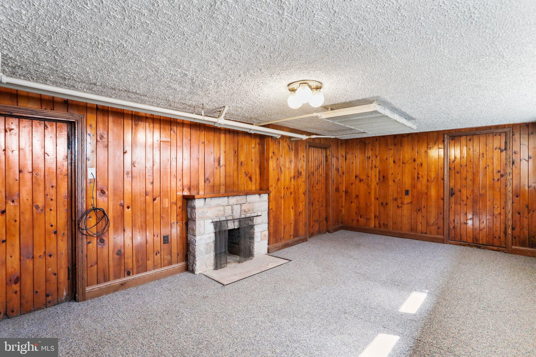 EVERETT BOROUGH - Residential