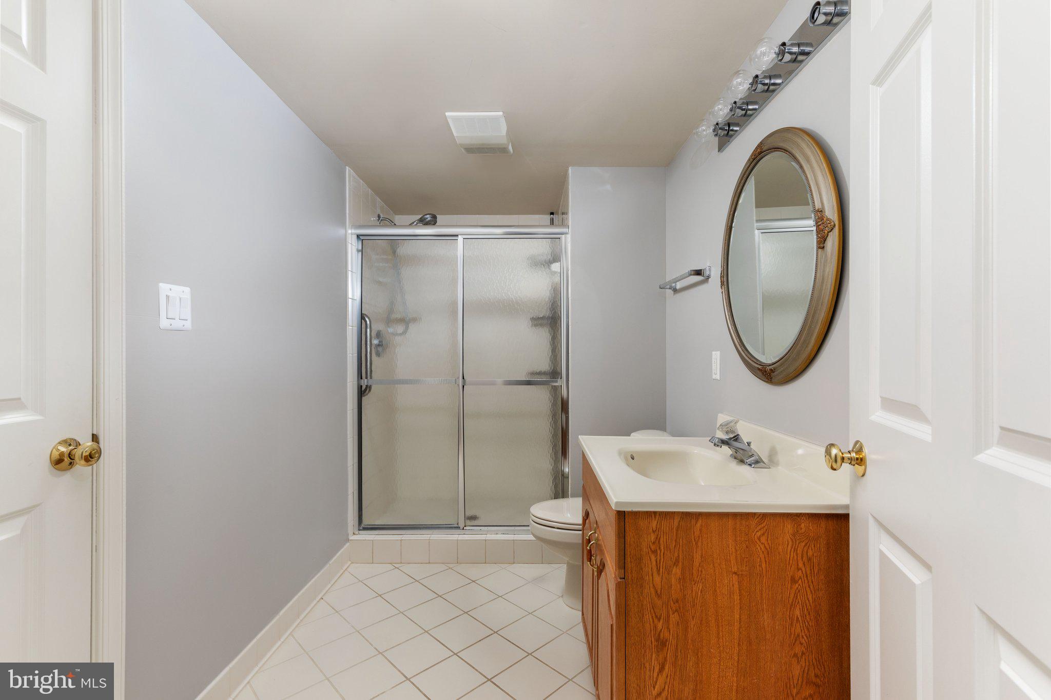 SOUTH RIDING - Residential