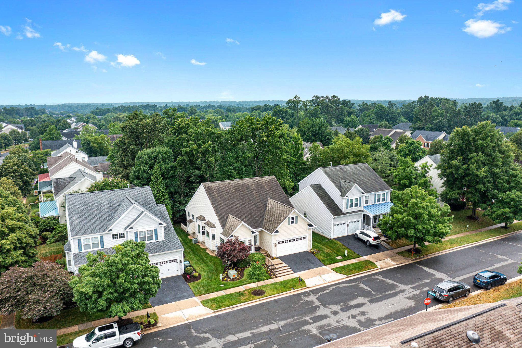 SOUTH RIDING - Residential