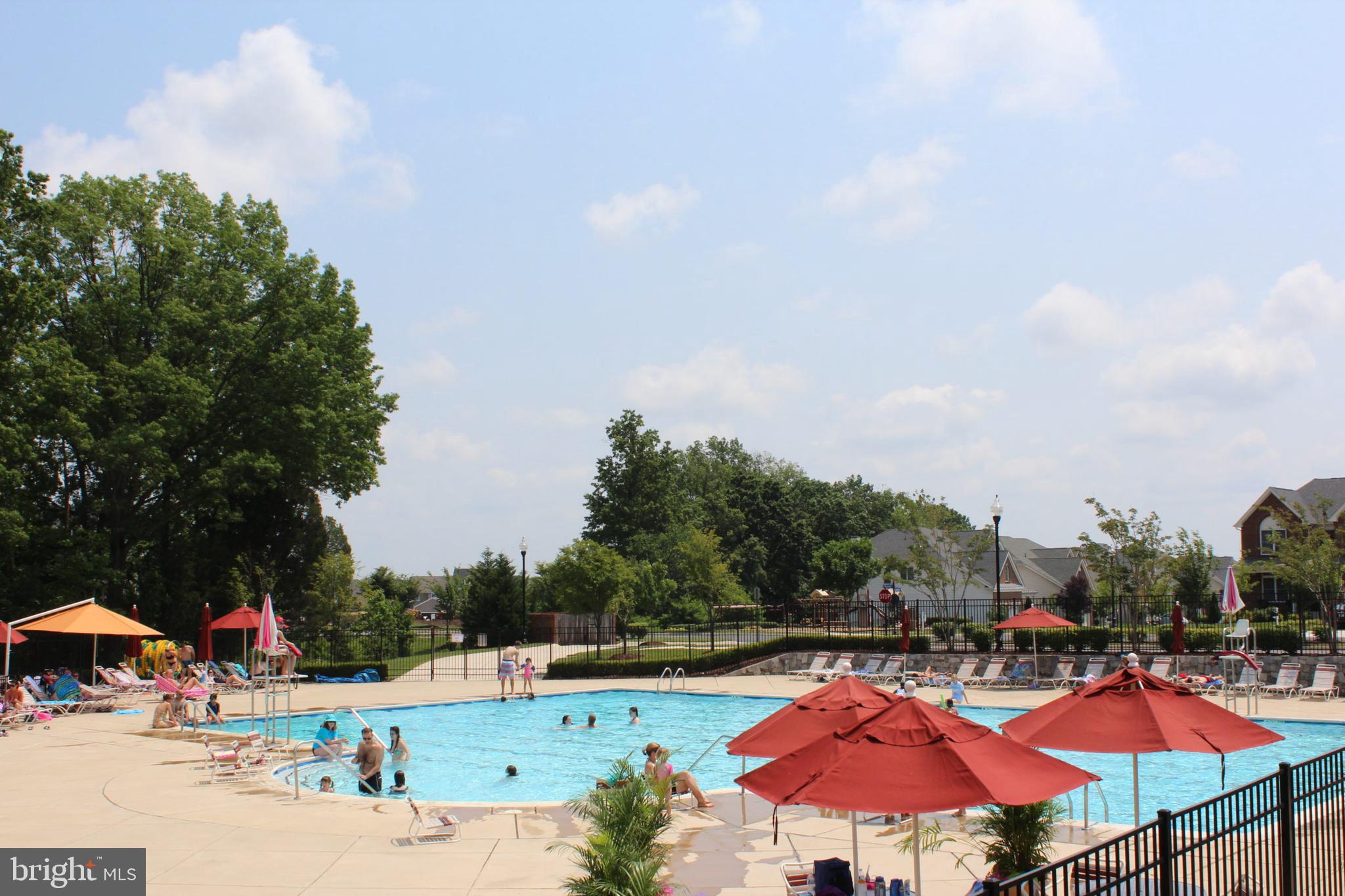 SOUTH RIDING - Residential