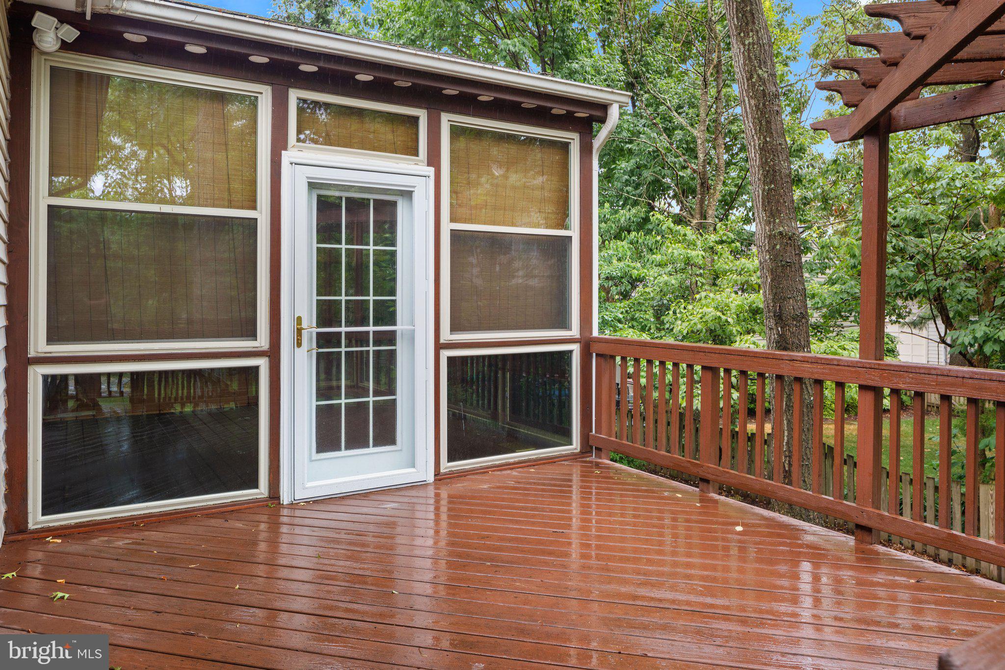 SOUTH RIDING - Residential