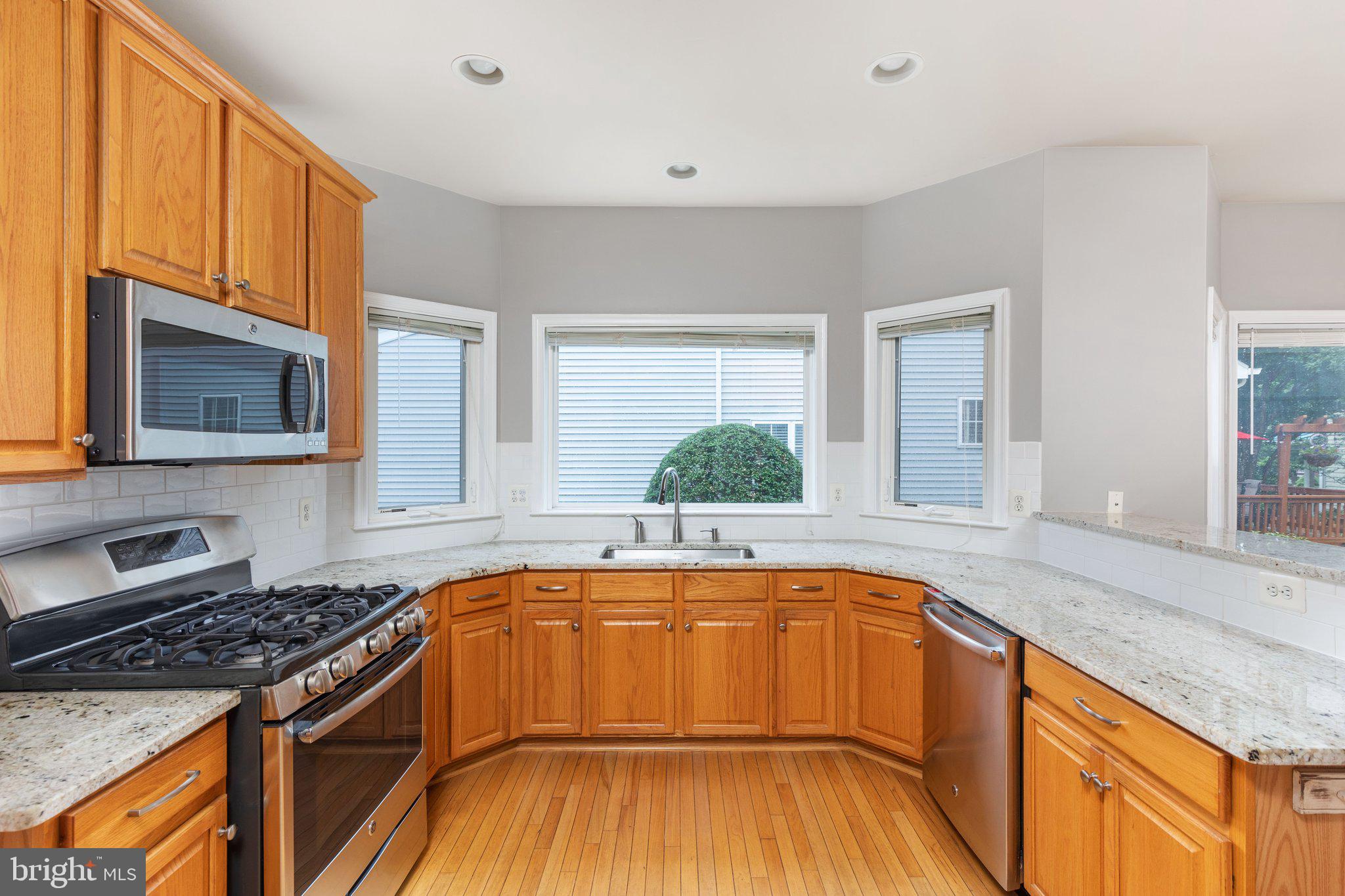 SOUTH RIDING - Residential