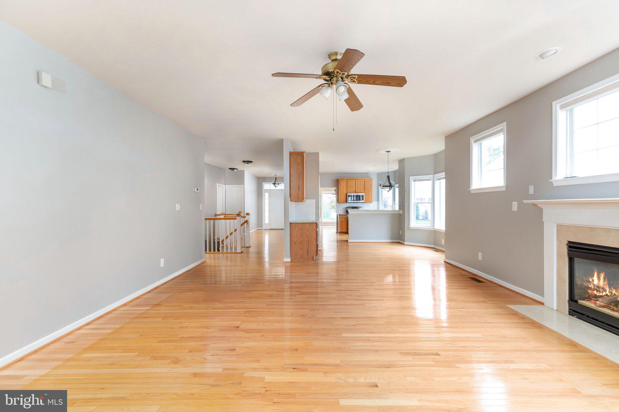 SOUTH RIDING - Residential