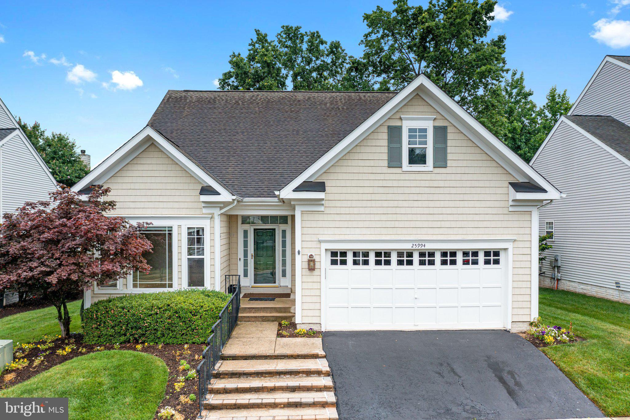 SOUTH RIDING - Residential