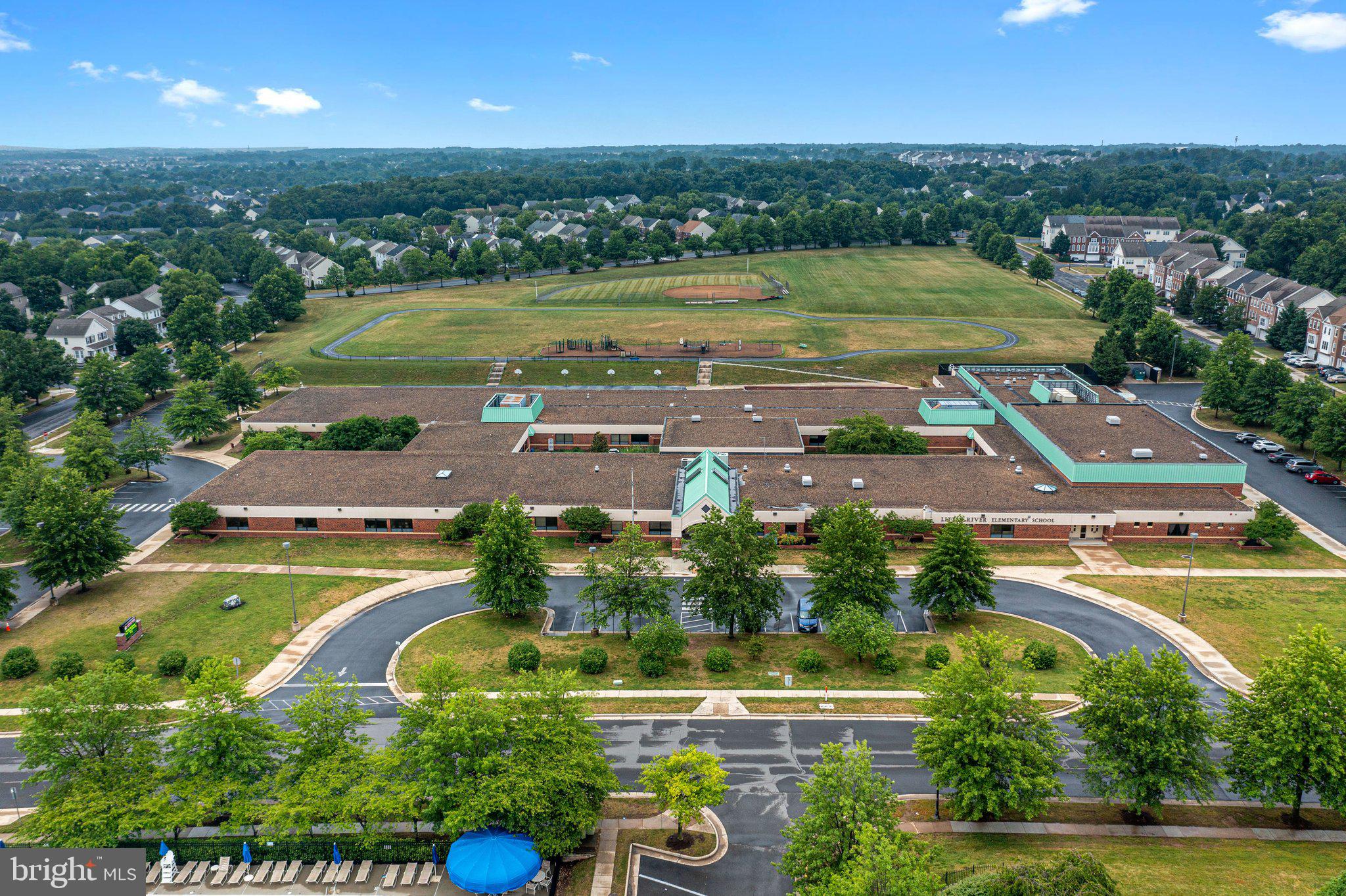 SOUTH RIDING - Residential