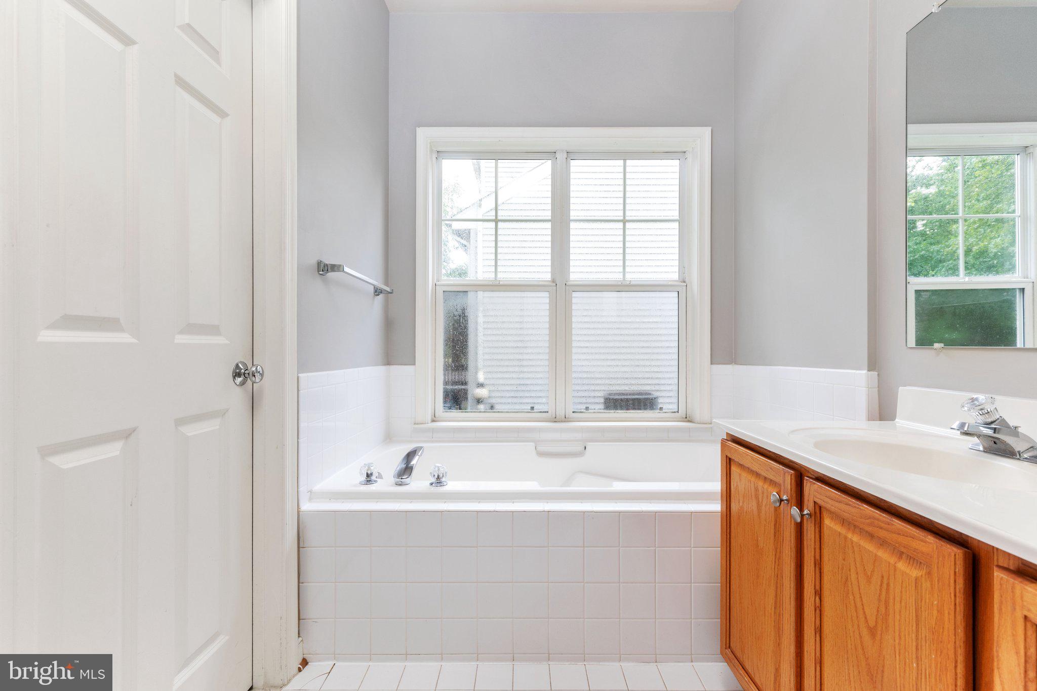 SOUTH RIDING - Residential