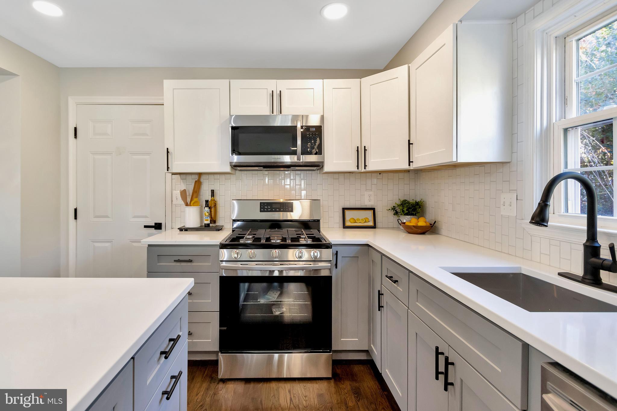 STONELEIGH - Residential