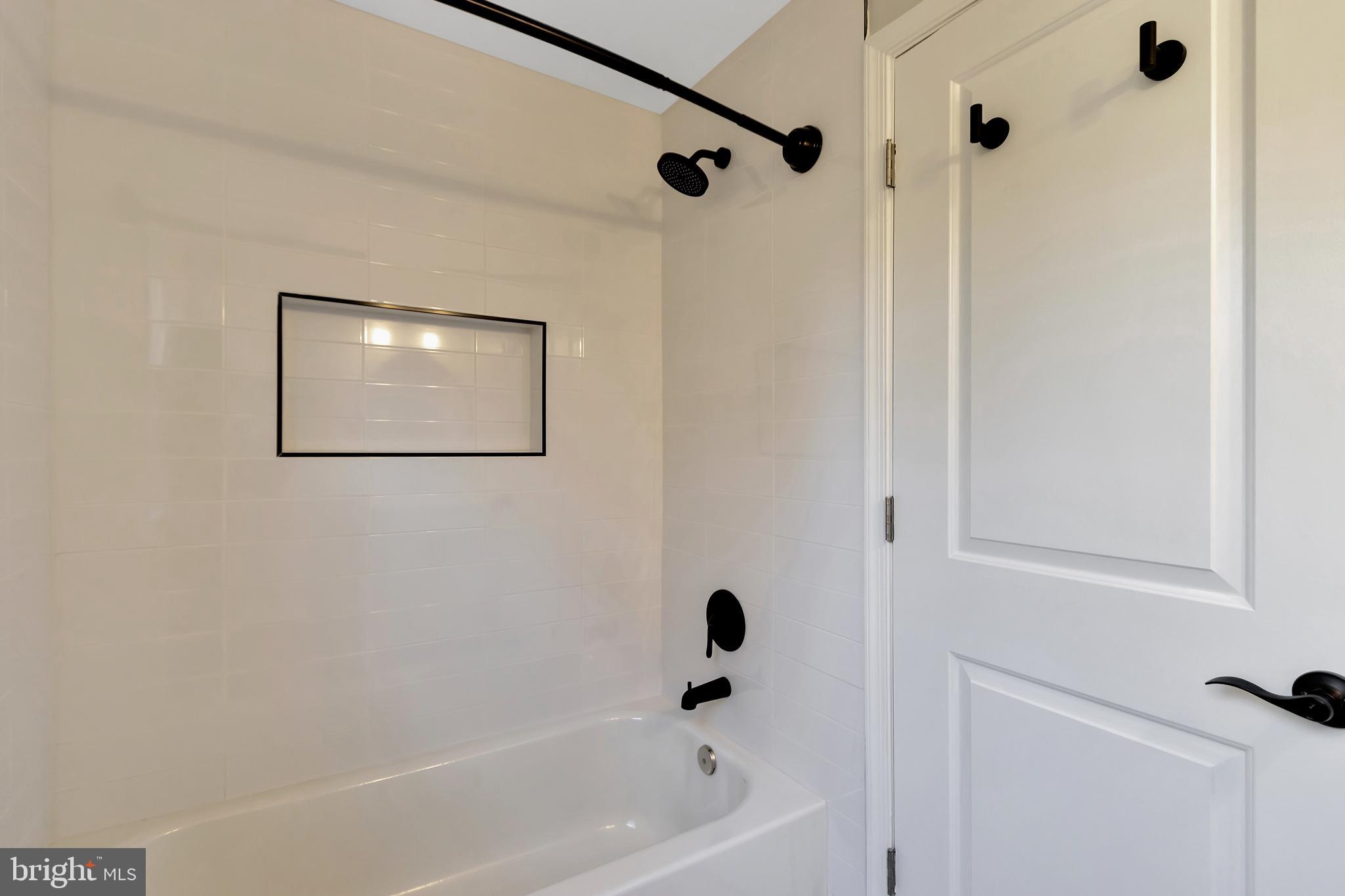 STONELEIGH - Residential