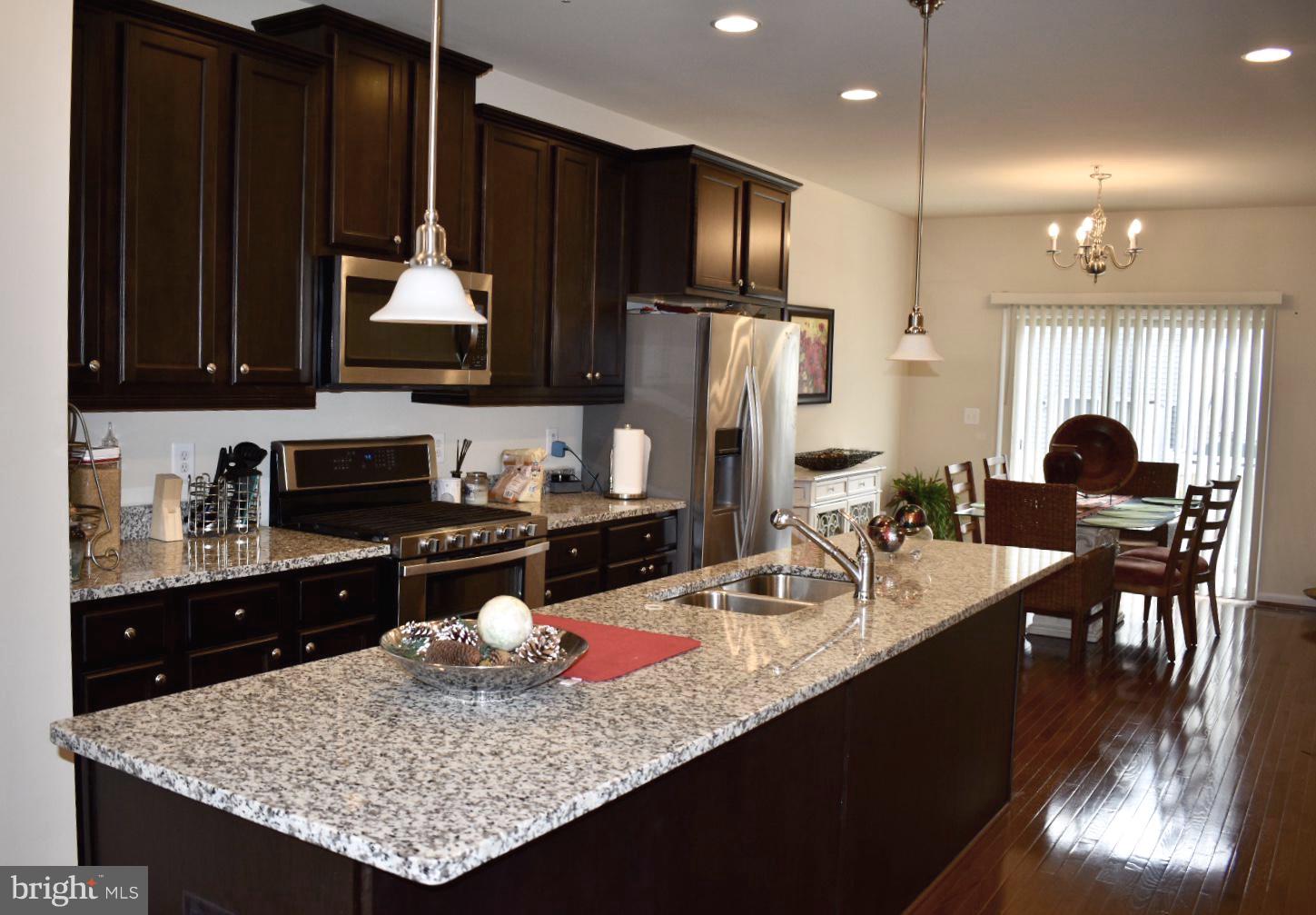 TANYARD COVE NORTH - Residential Lease