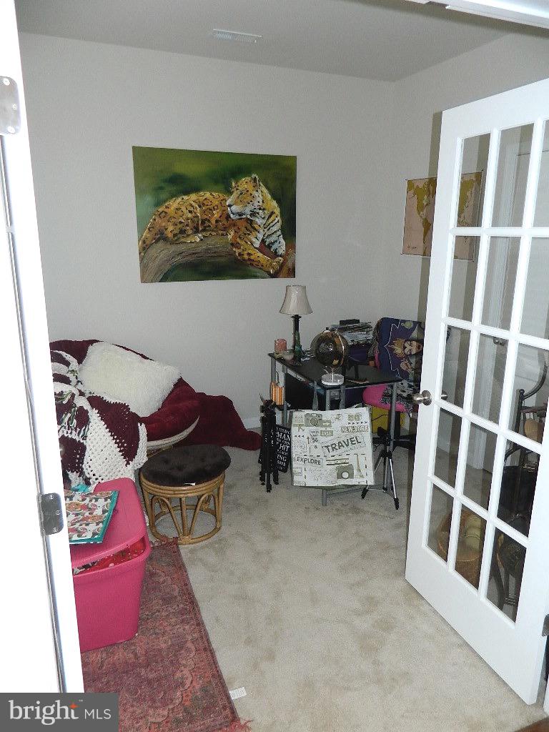 TANYARD COVE NORTH - Residential Lease