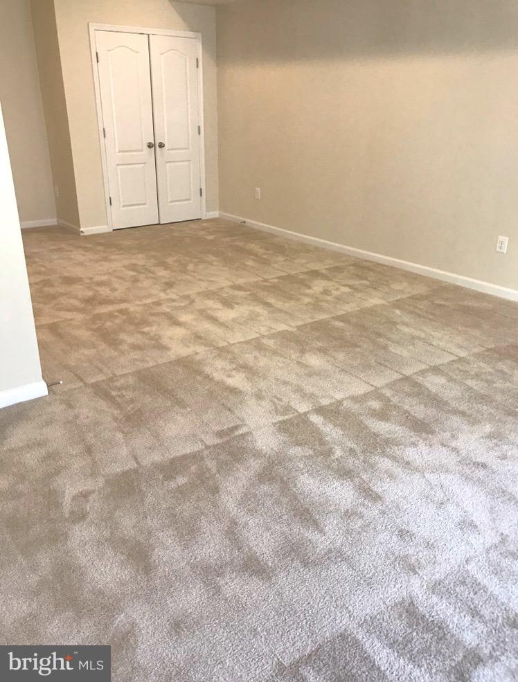 TANYARD COVE NORTH - Residential Lease