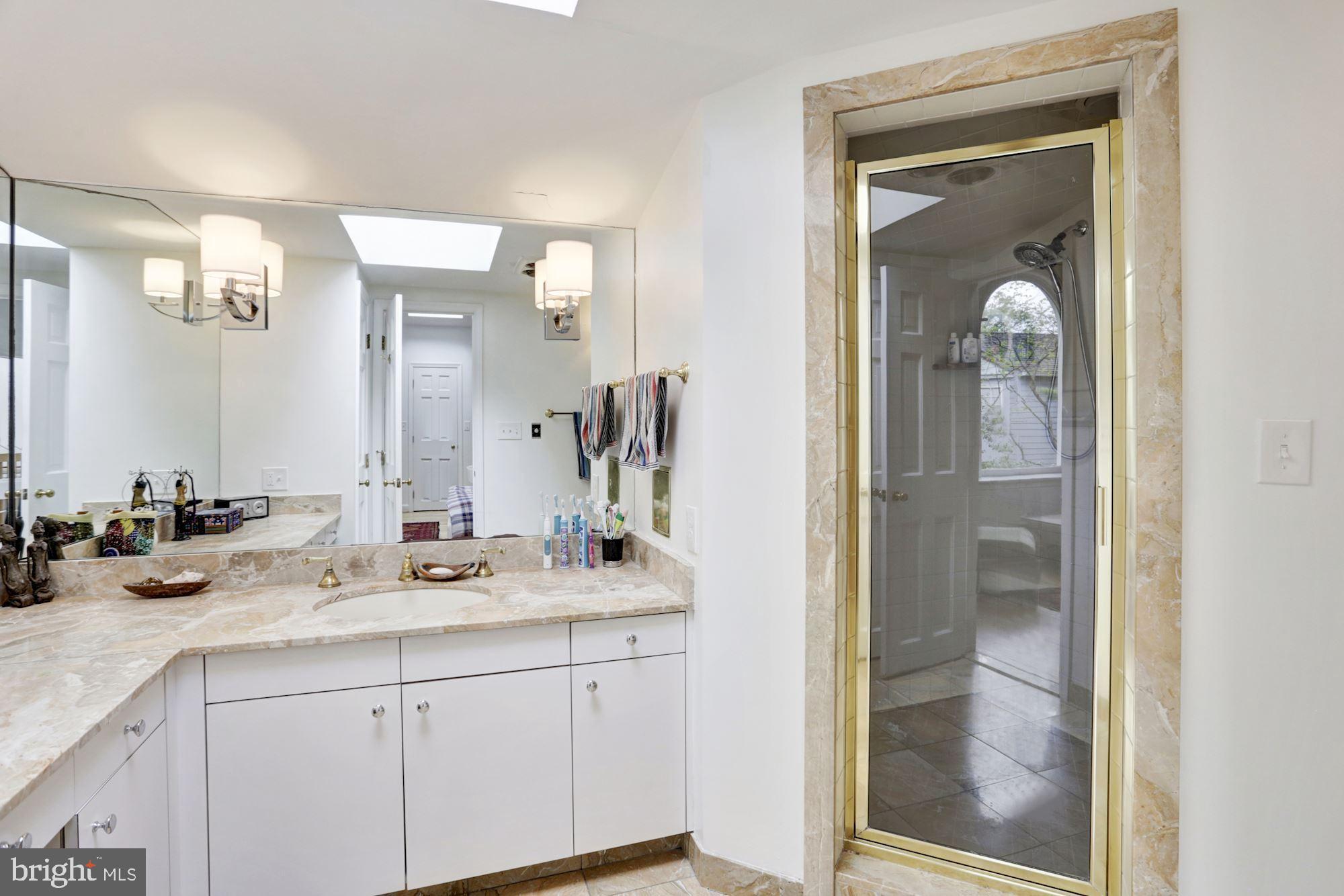 ROLLINGWOOD - Residential