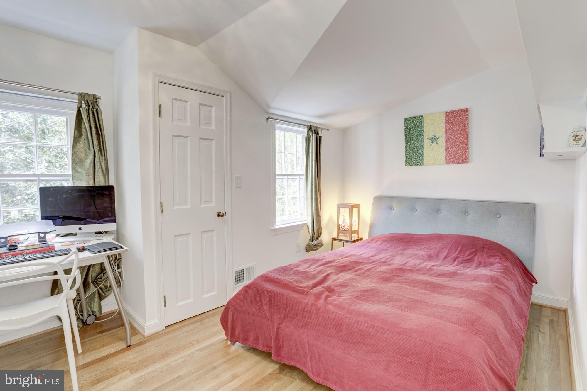 ROLLINGWOOD - Residential