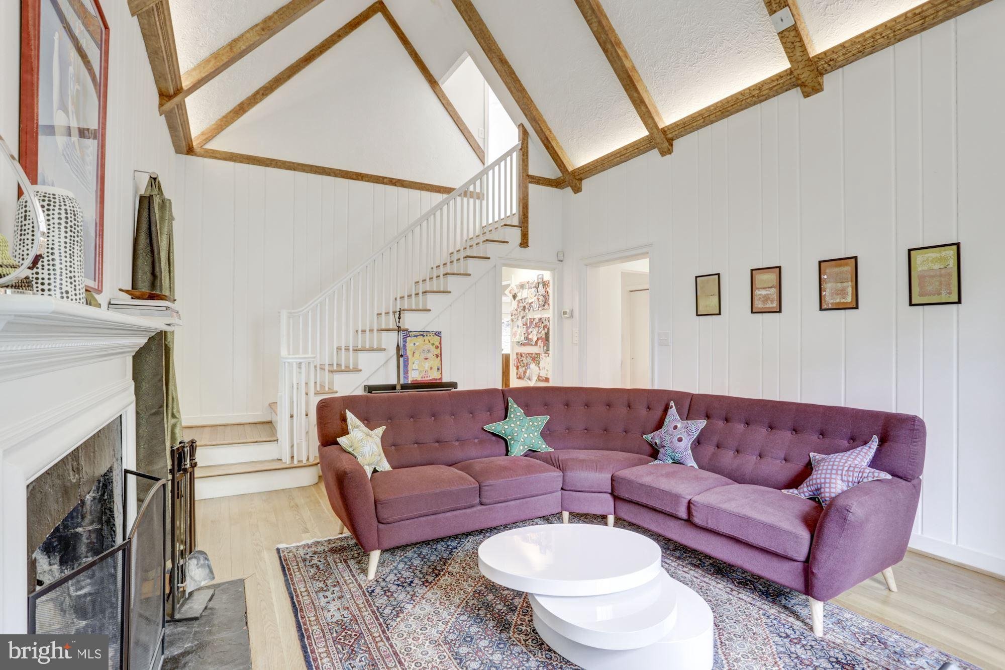 ROLLINGWOOD - Residential