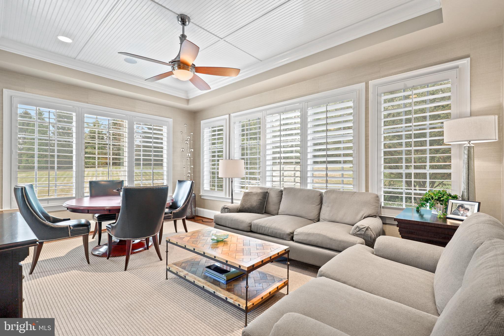 RIVERWOOD - Residential