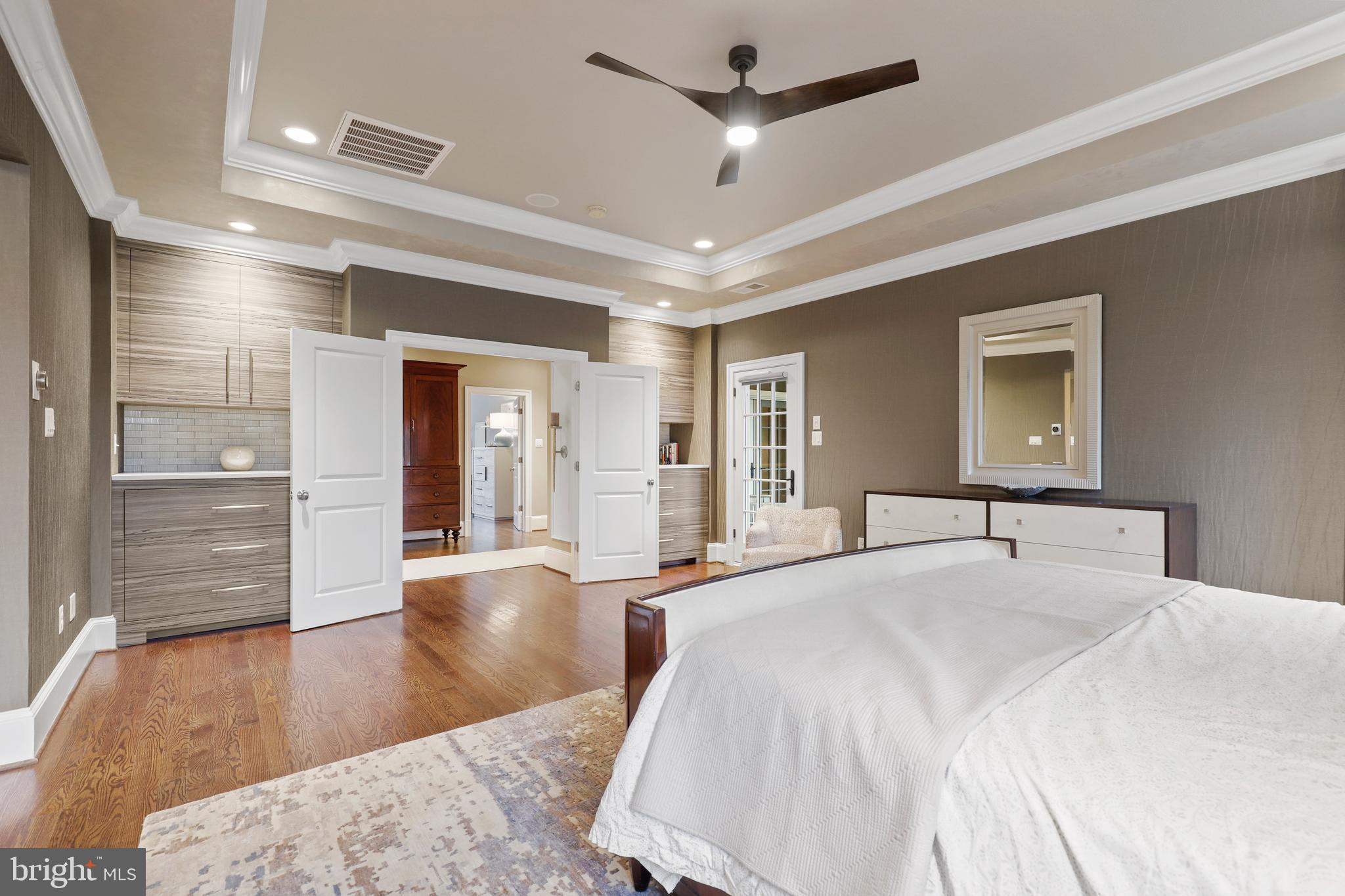 RIVERWOOD - Residential