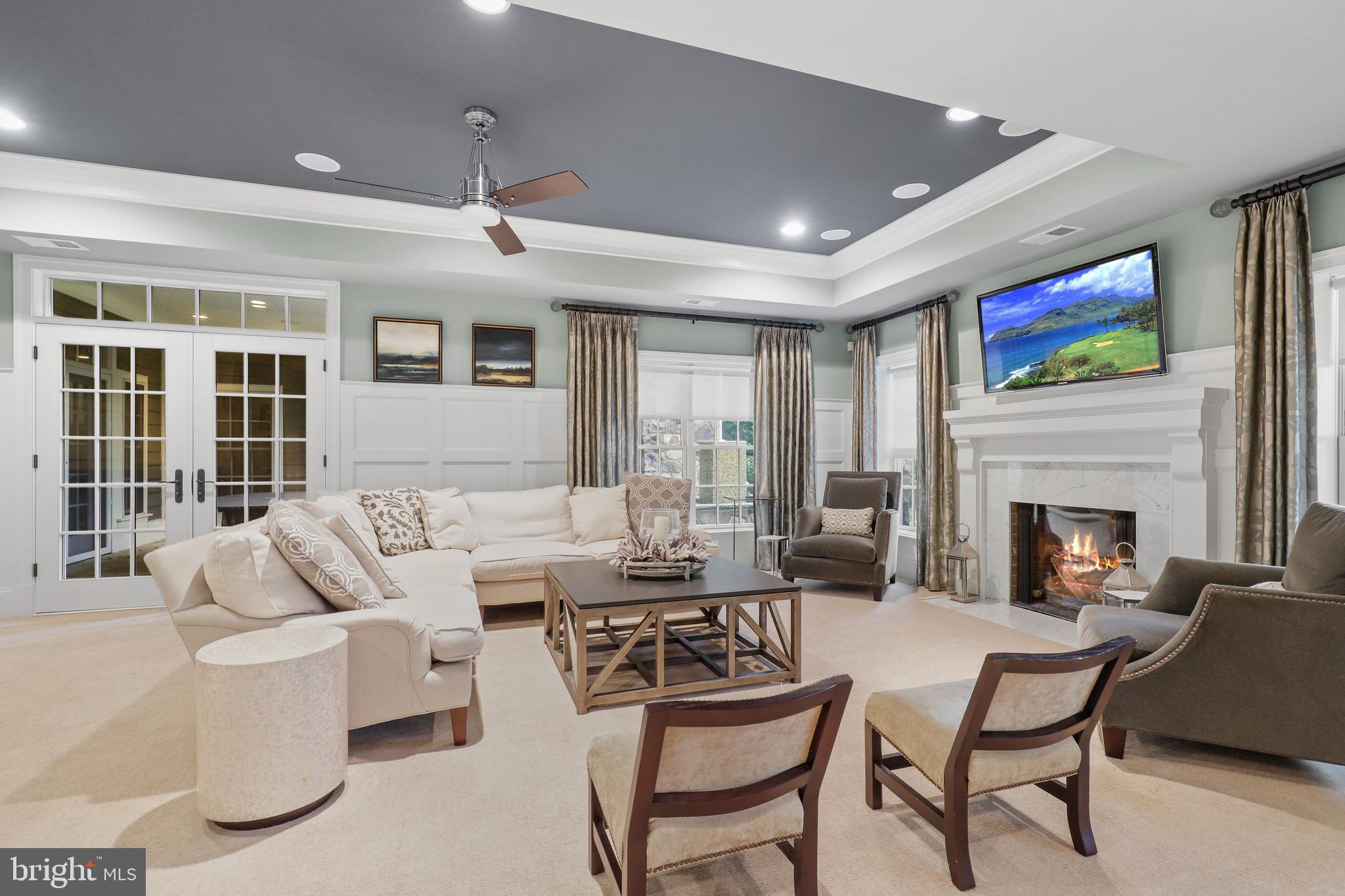 RIVERWOOD - Residential