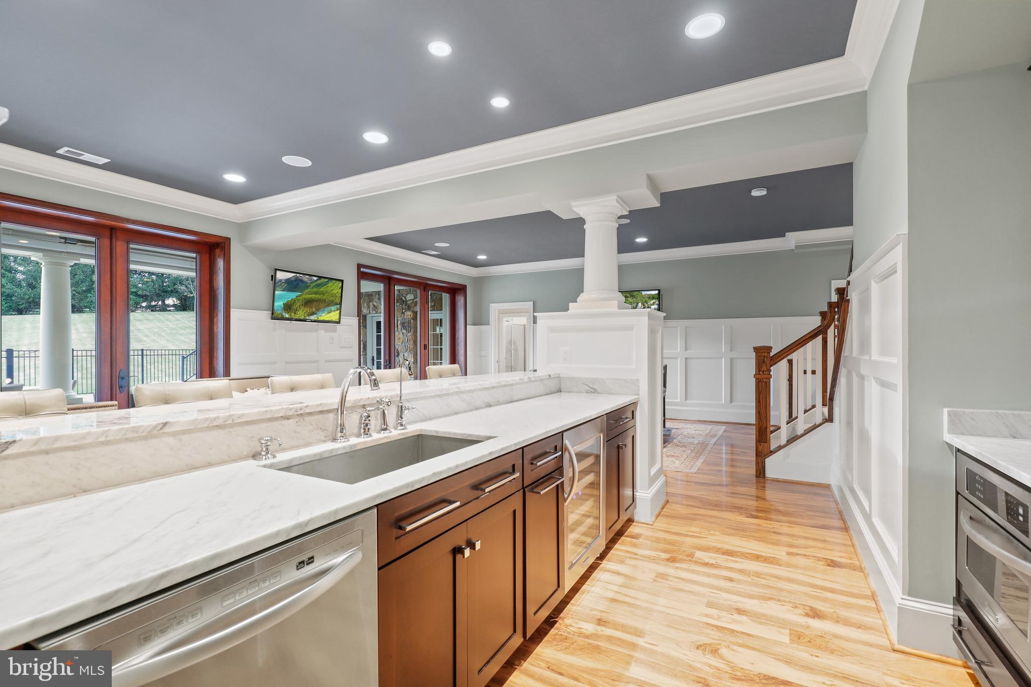 RIVERWOOD - Residential