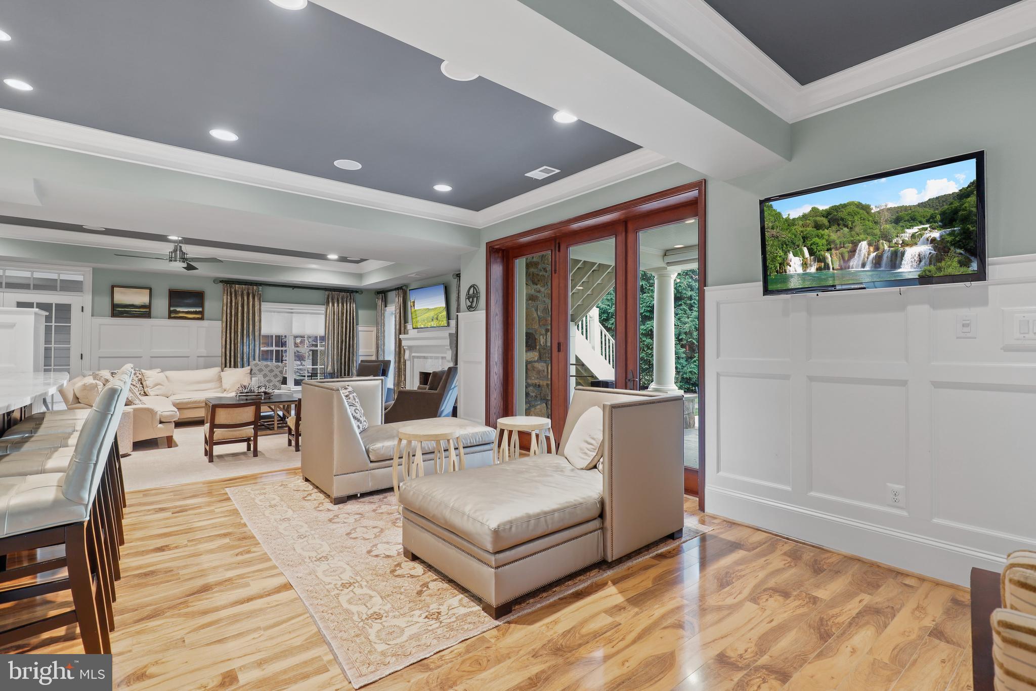 RIVERWOOD - Residential