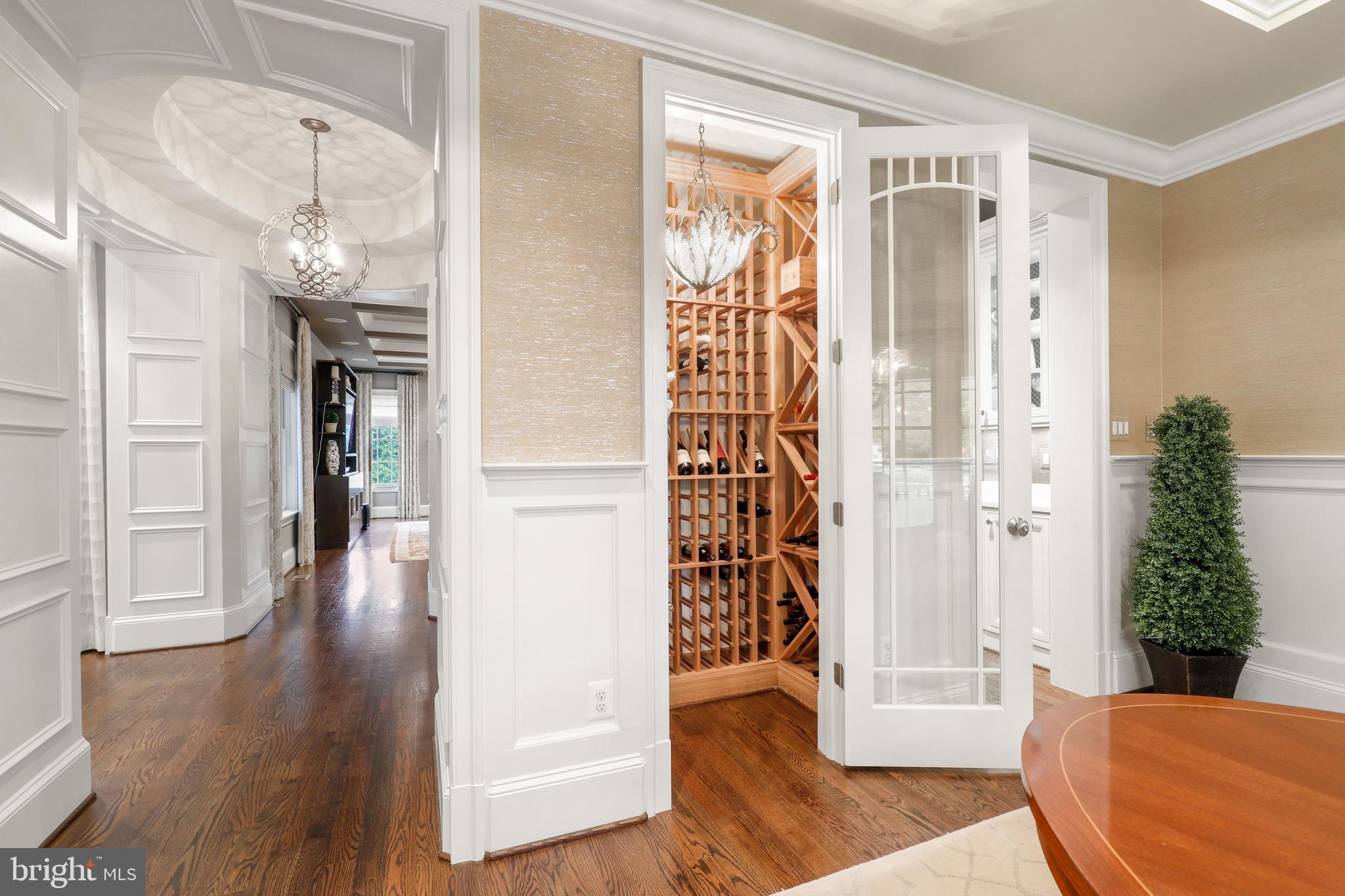 RIVERWOOD - Residential