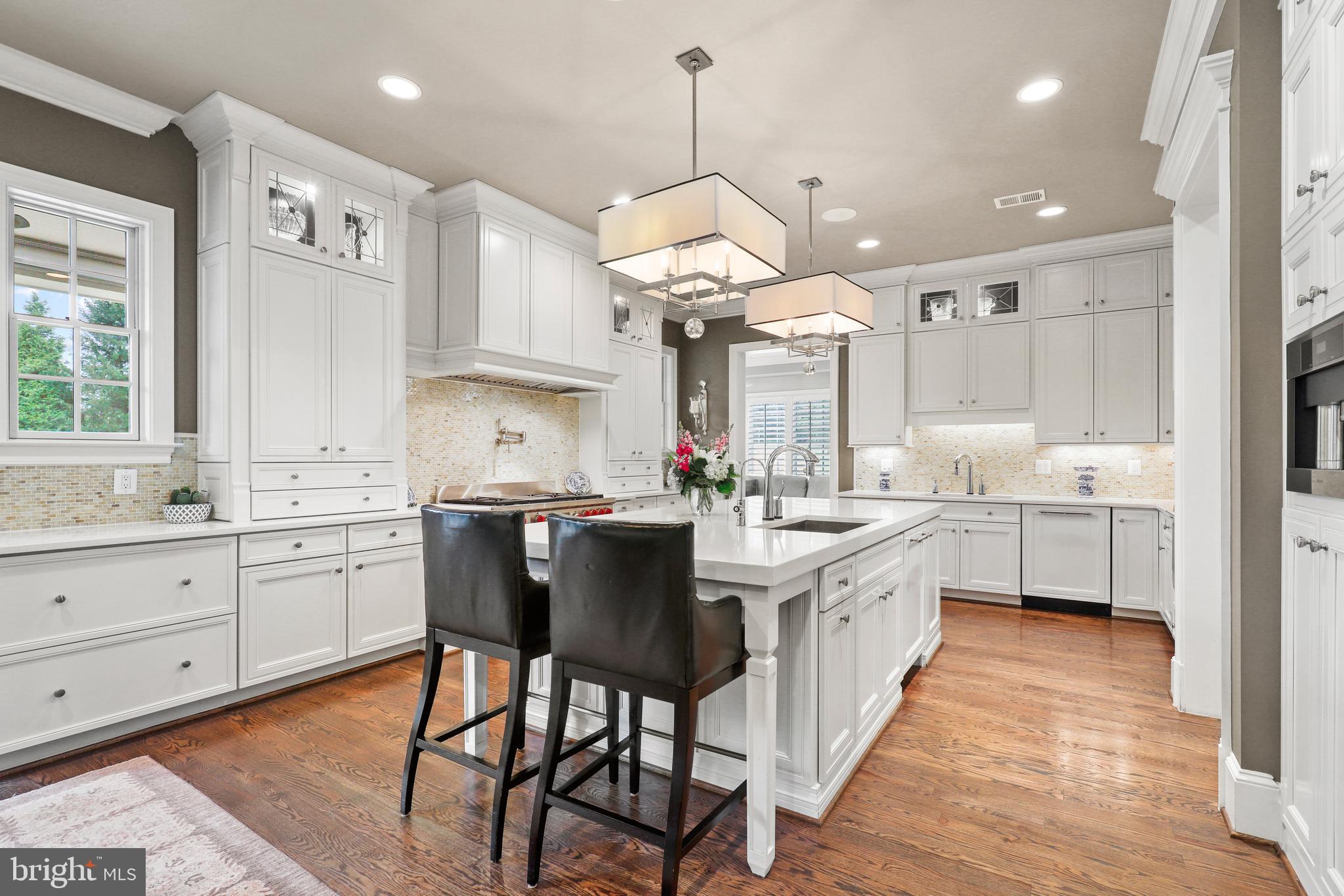 RIVERWOOD - Residential