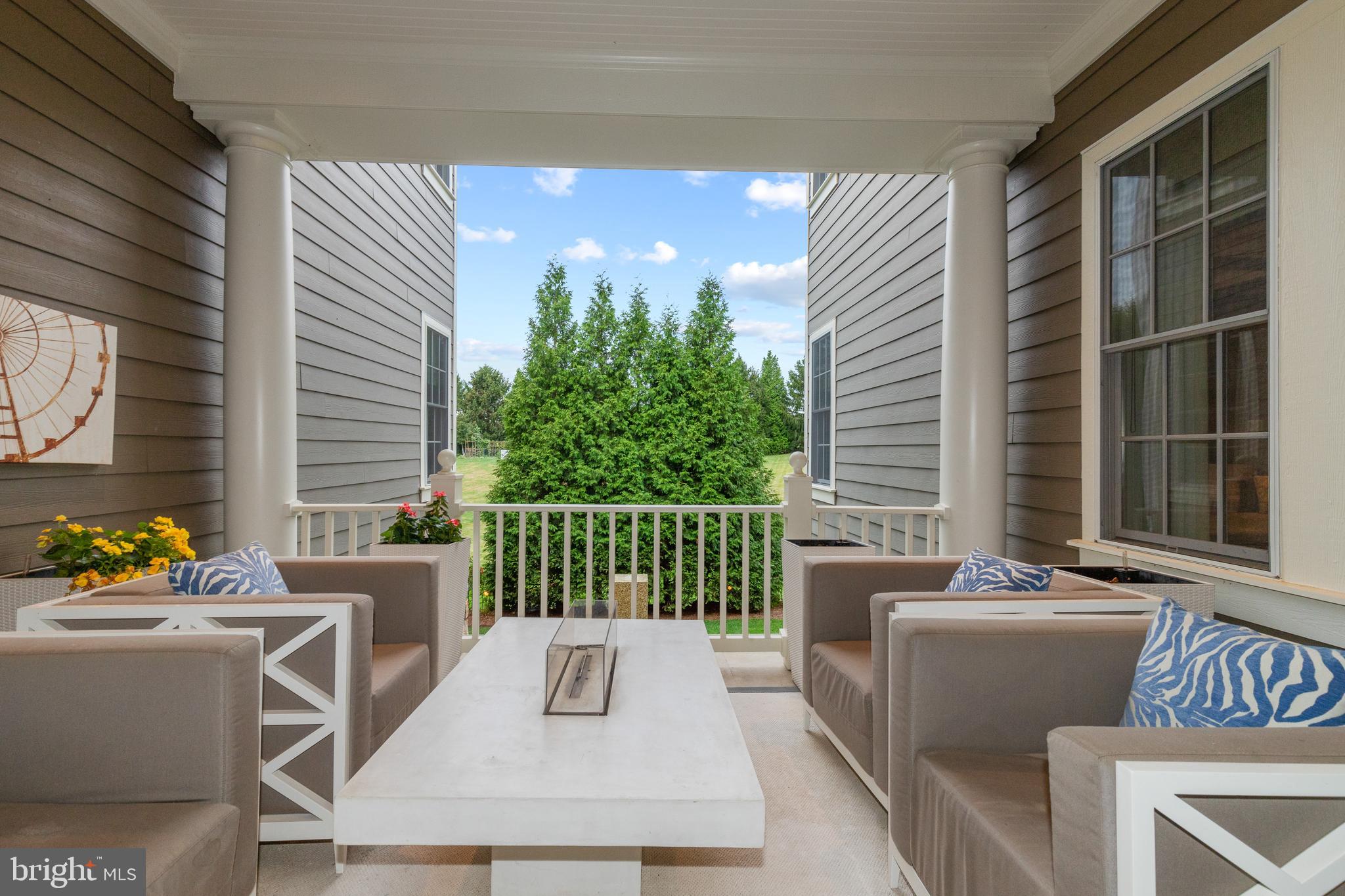 RIVERWOOD - Residential