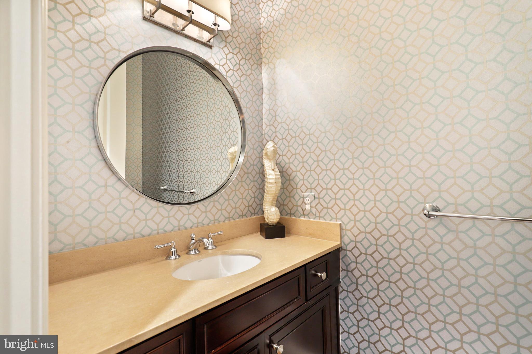 RIVERWOOD - Residential