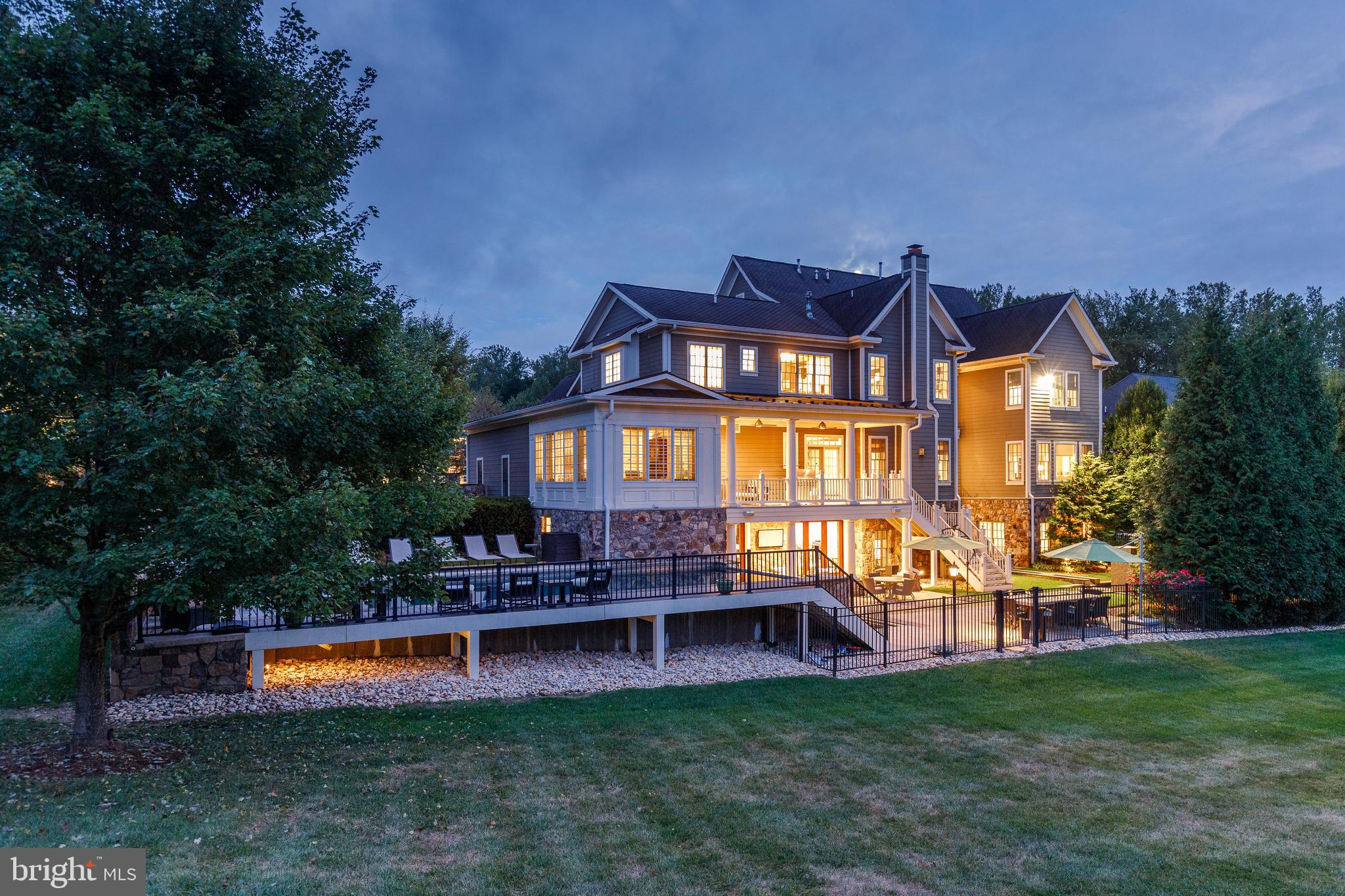 RIVERWOOD - Residential