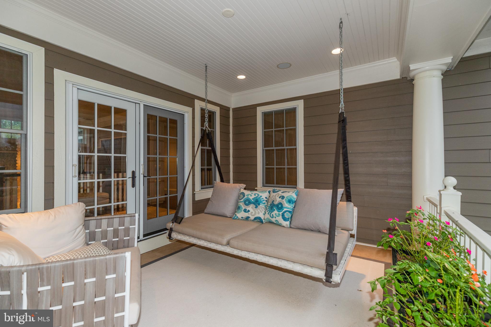 RIVERWOOD - Residential