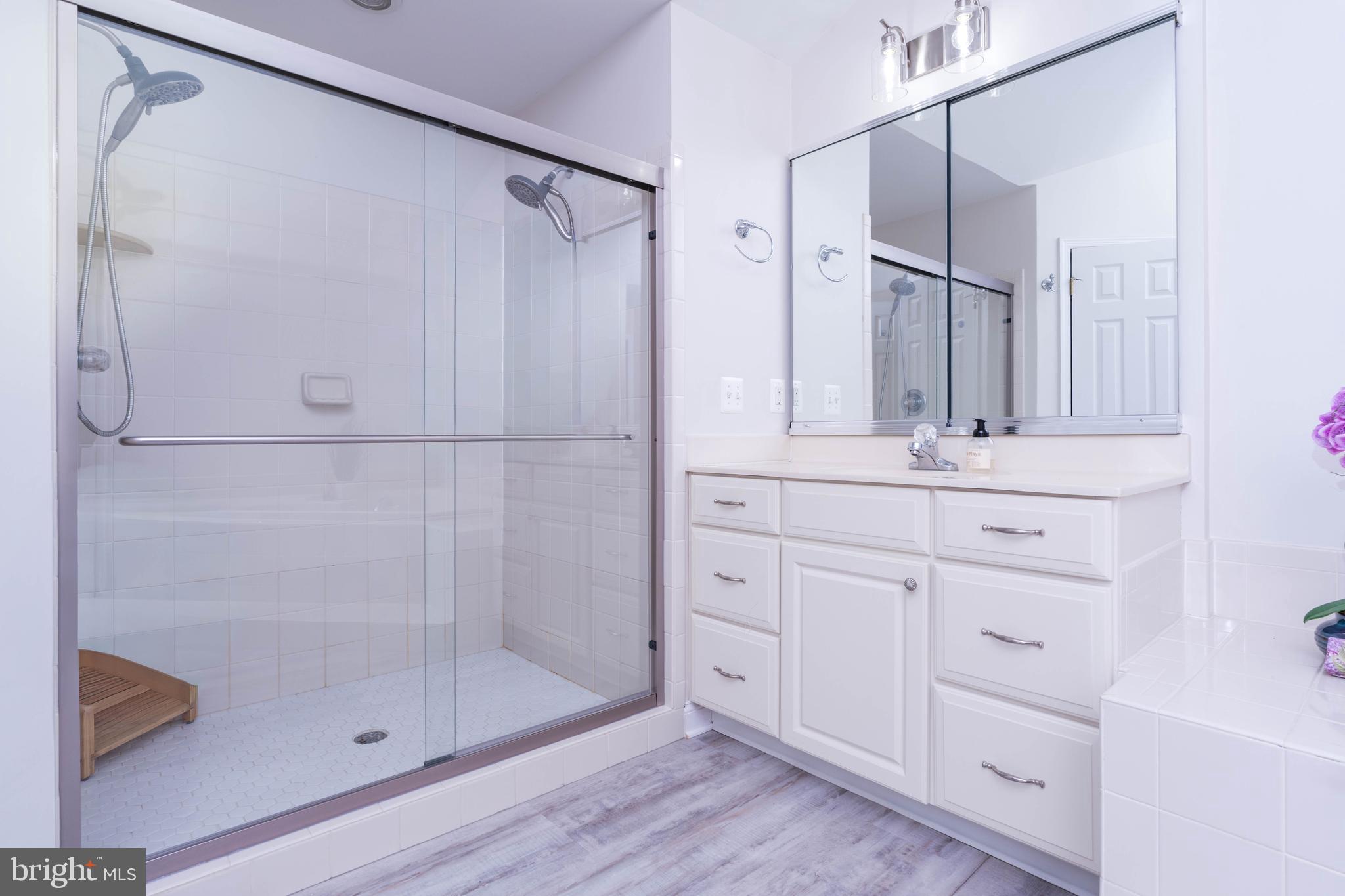 DOMINION VALLEY COUNTRY CLUB - Residential