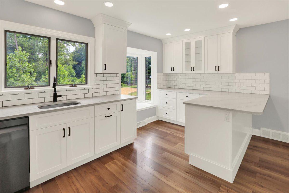 851 CADMUS ROAD