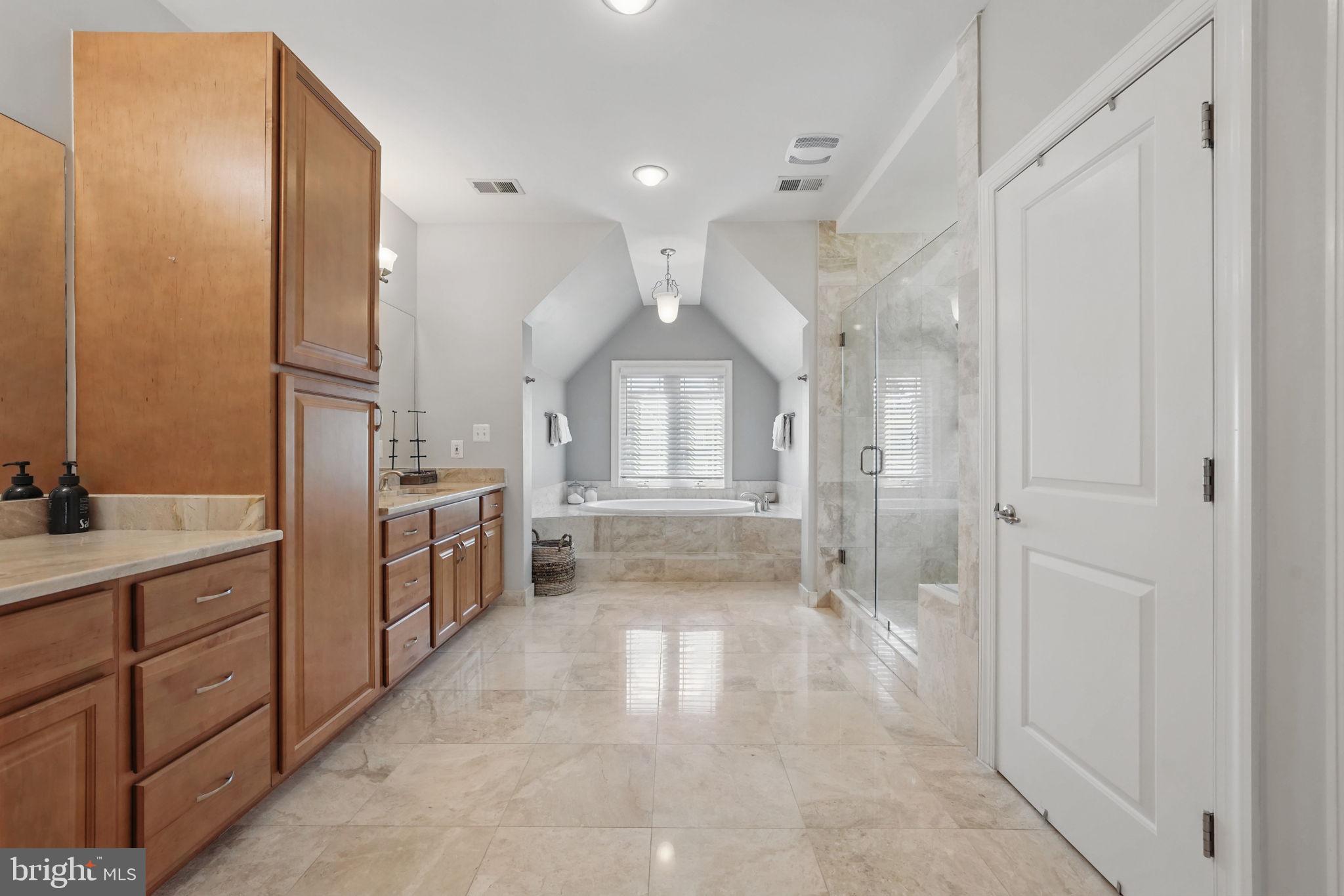 LITTLE VIENNA ESTATES - Residential