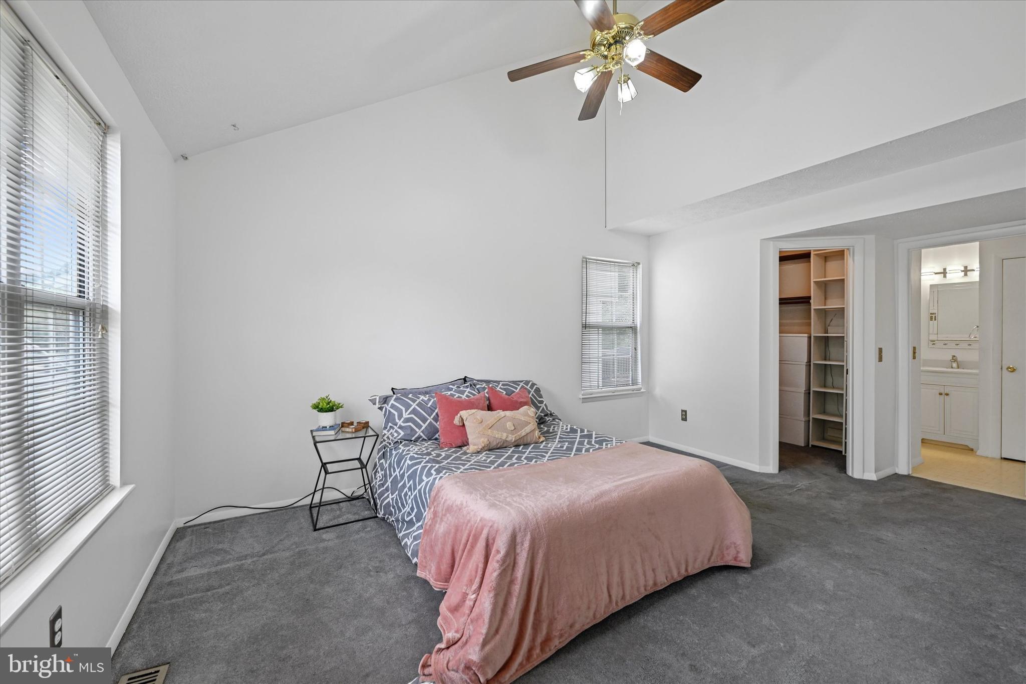 CHESTERFIELD - Residential