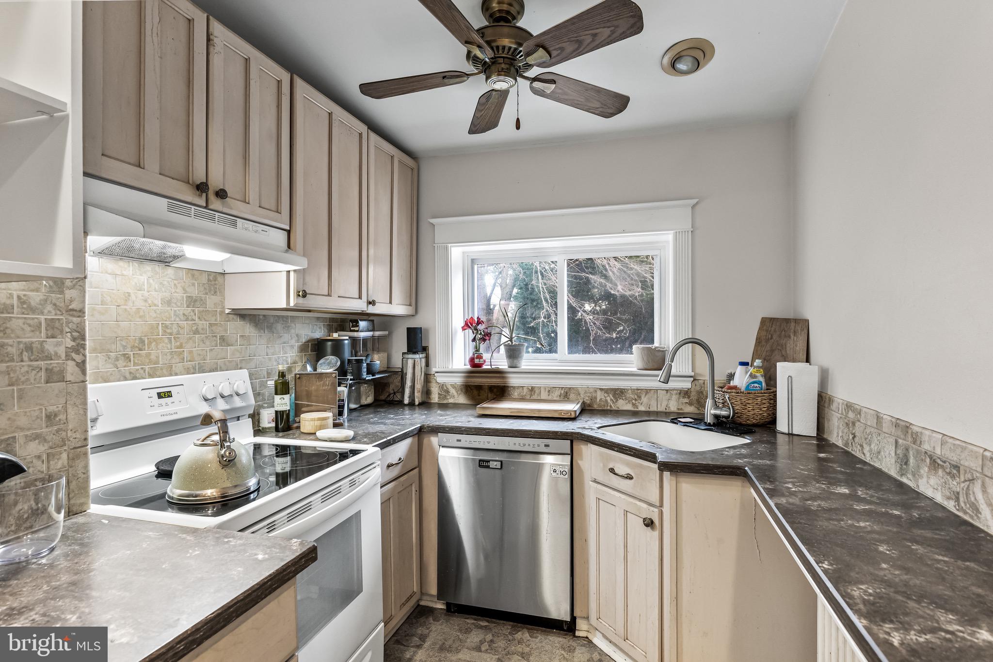 ARONIMINK - Residential