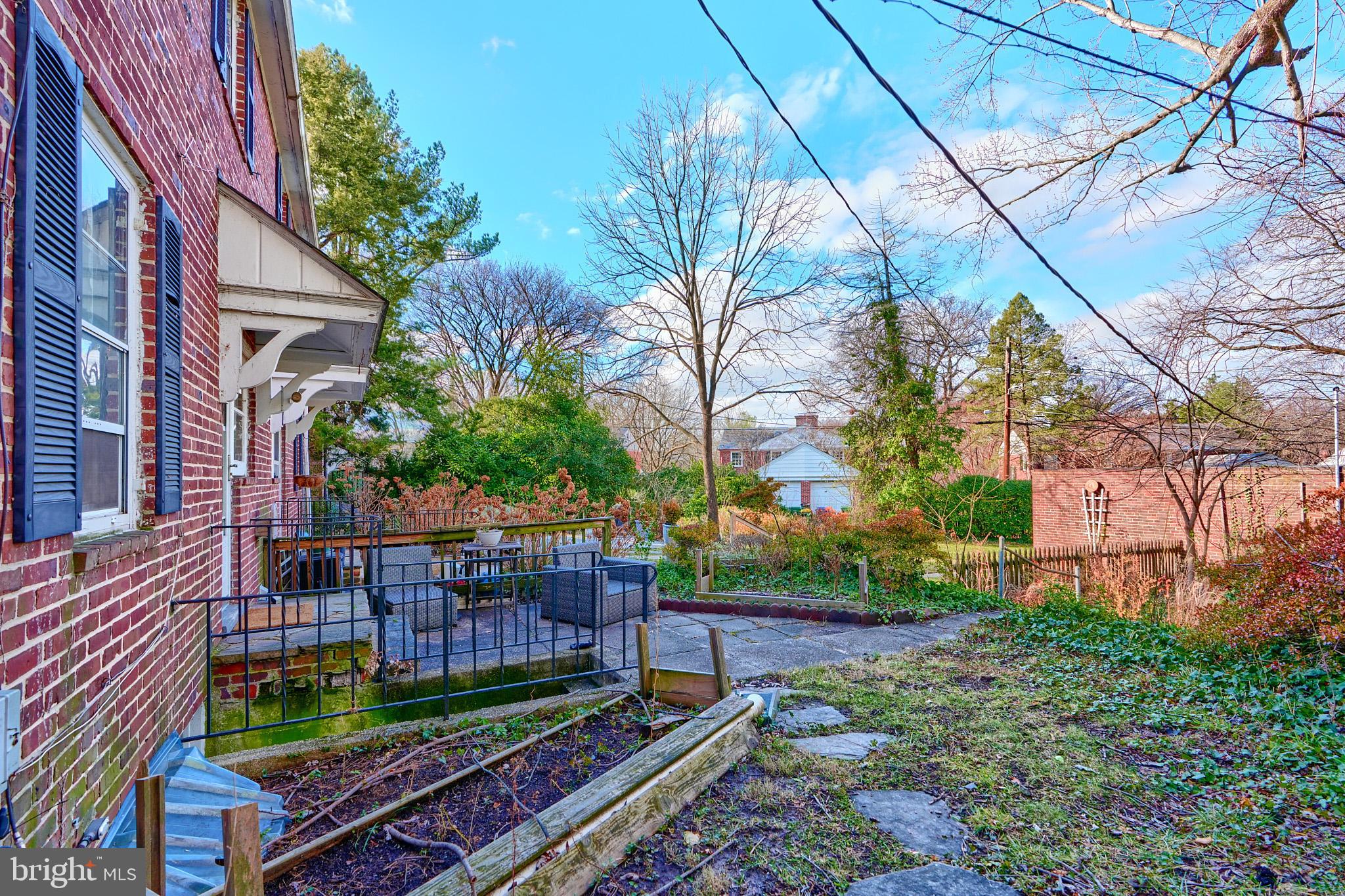 HOMELAND HISTORIC DISTRICT - Residential