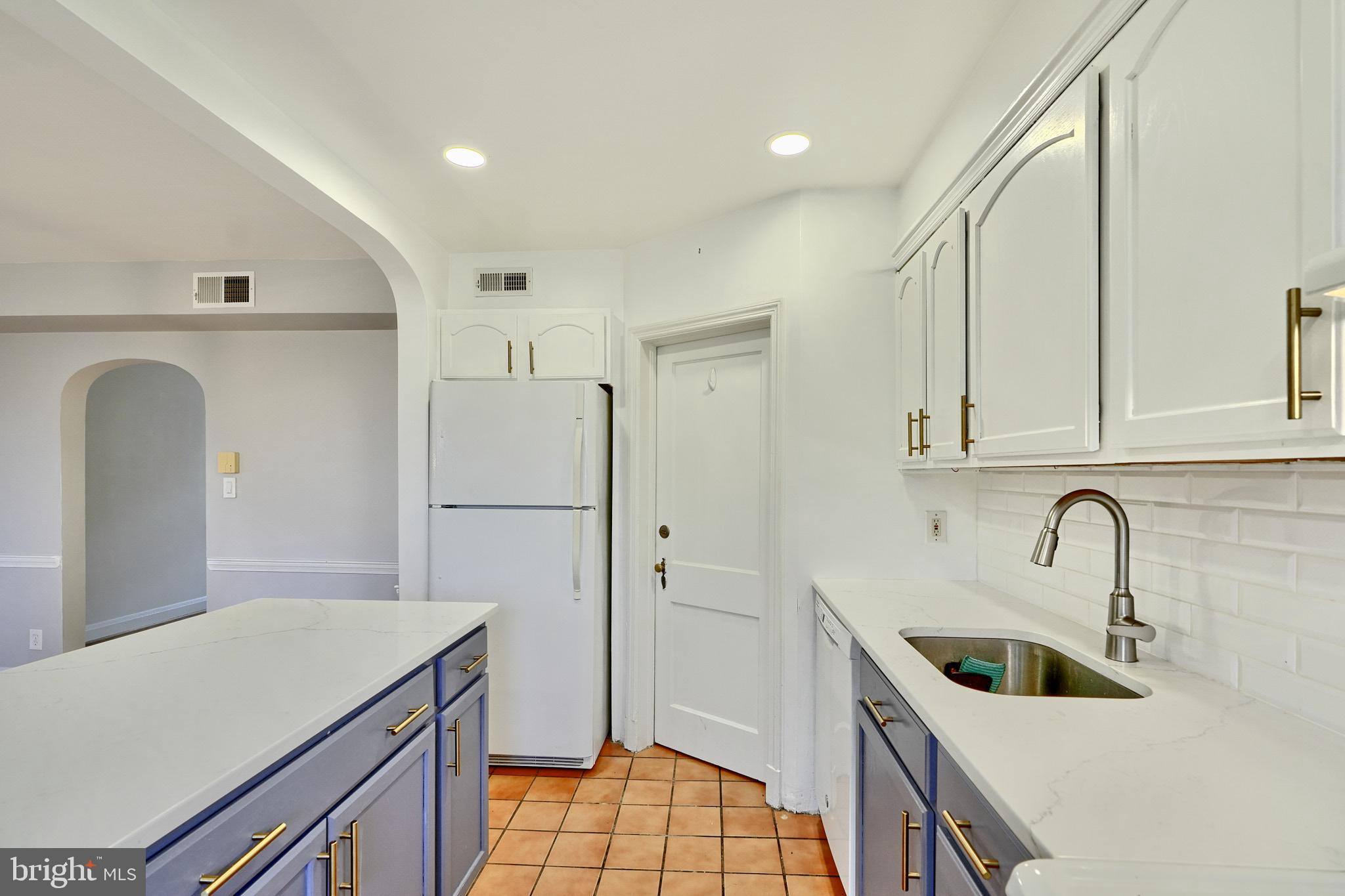 HOMELAND HISTORIC DISTRICT - Residential