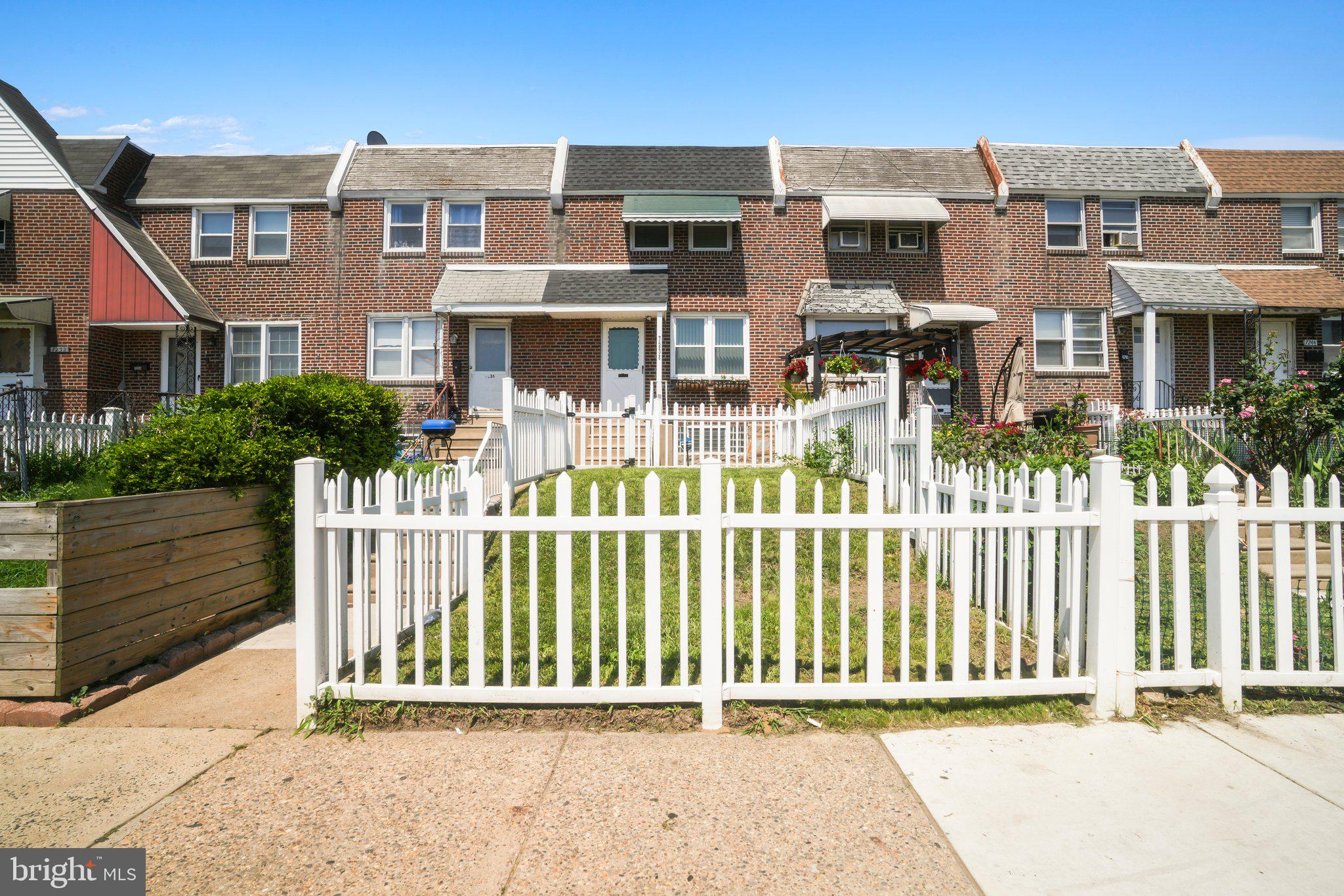 CASTOR GARDENS - Residential