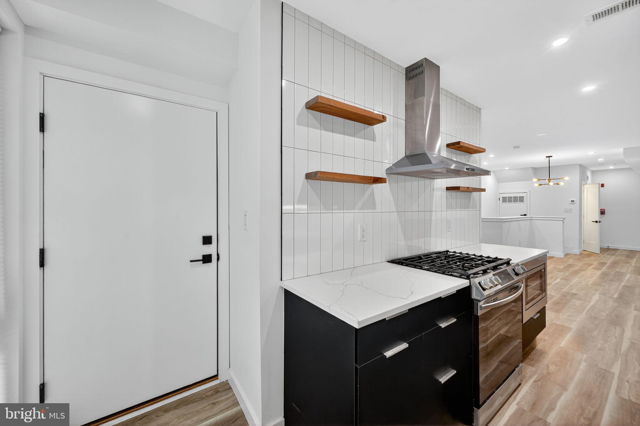 FRANCISVILLE - Residential