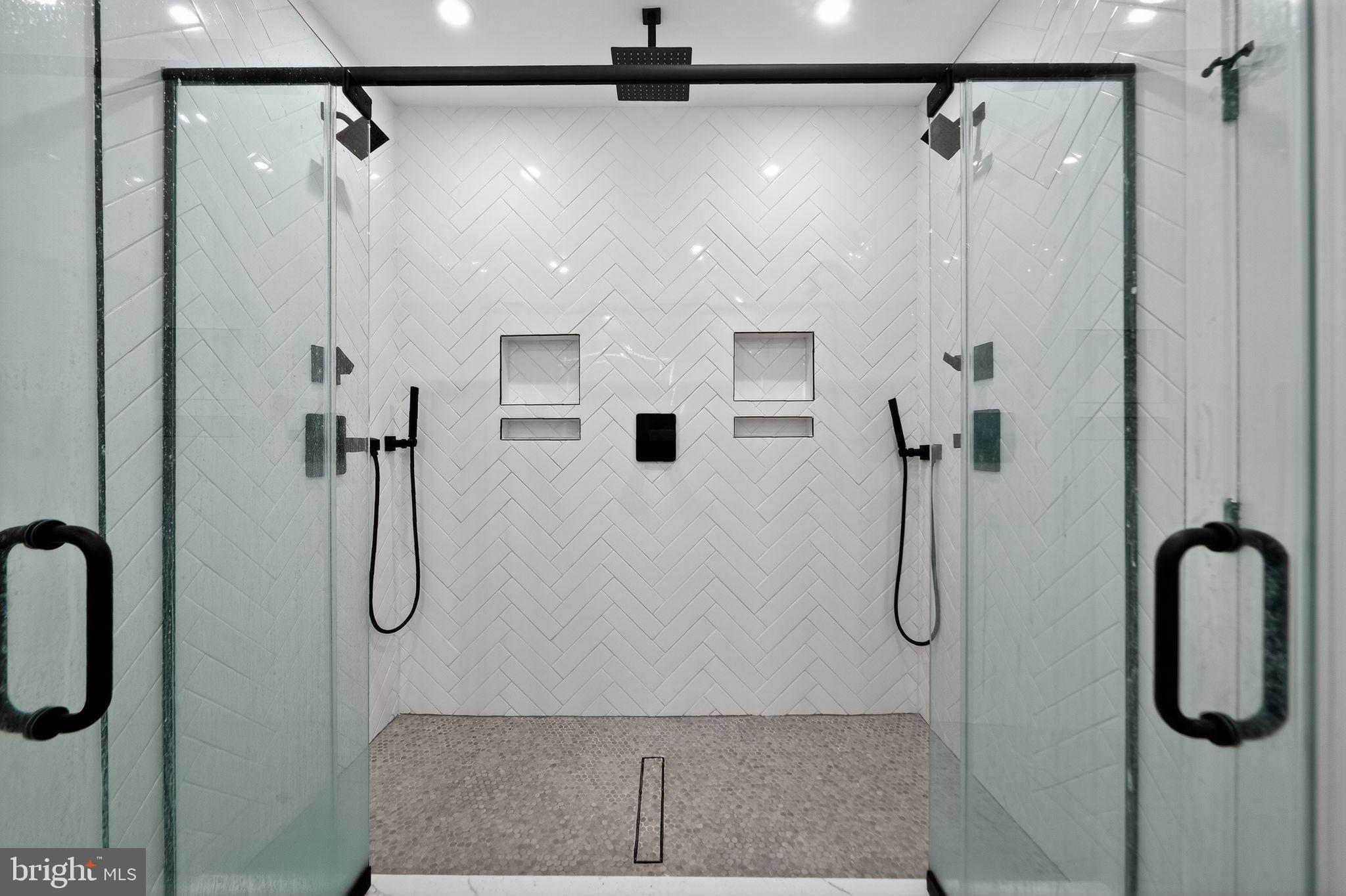 FRANCISVILLE - Residential