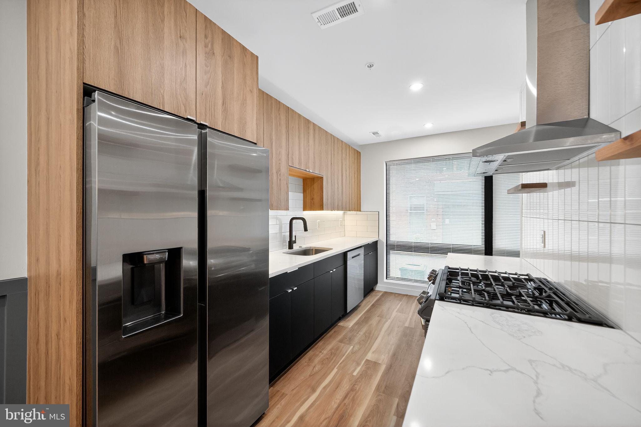 FRANCISVILLE - Residential