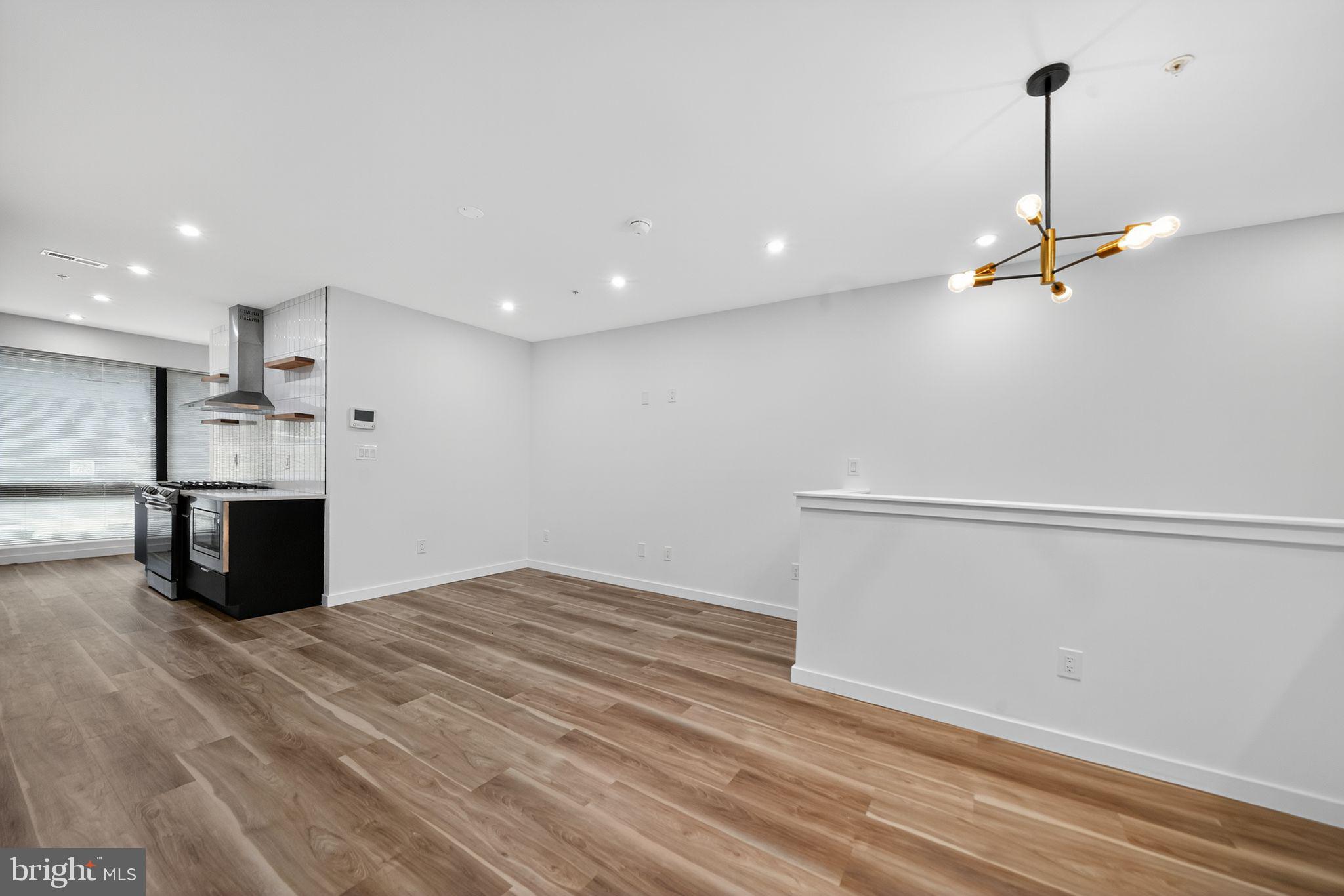 FRANCISVILLE - Residential