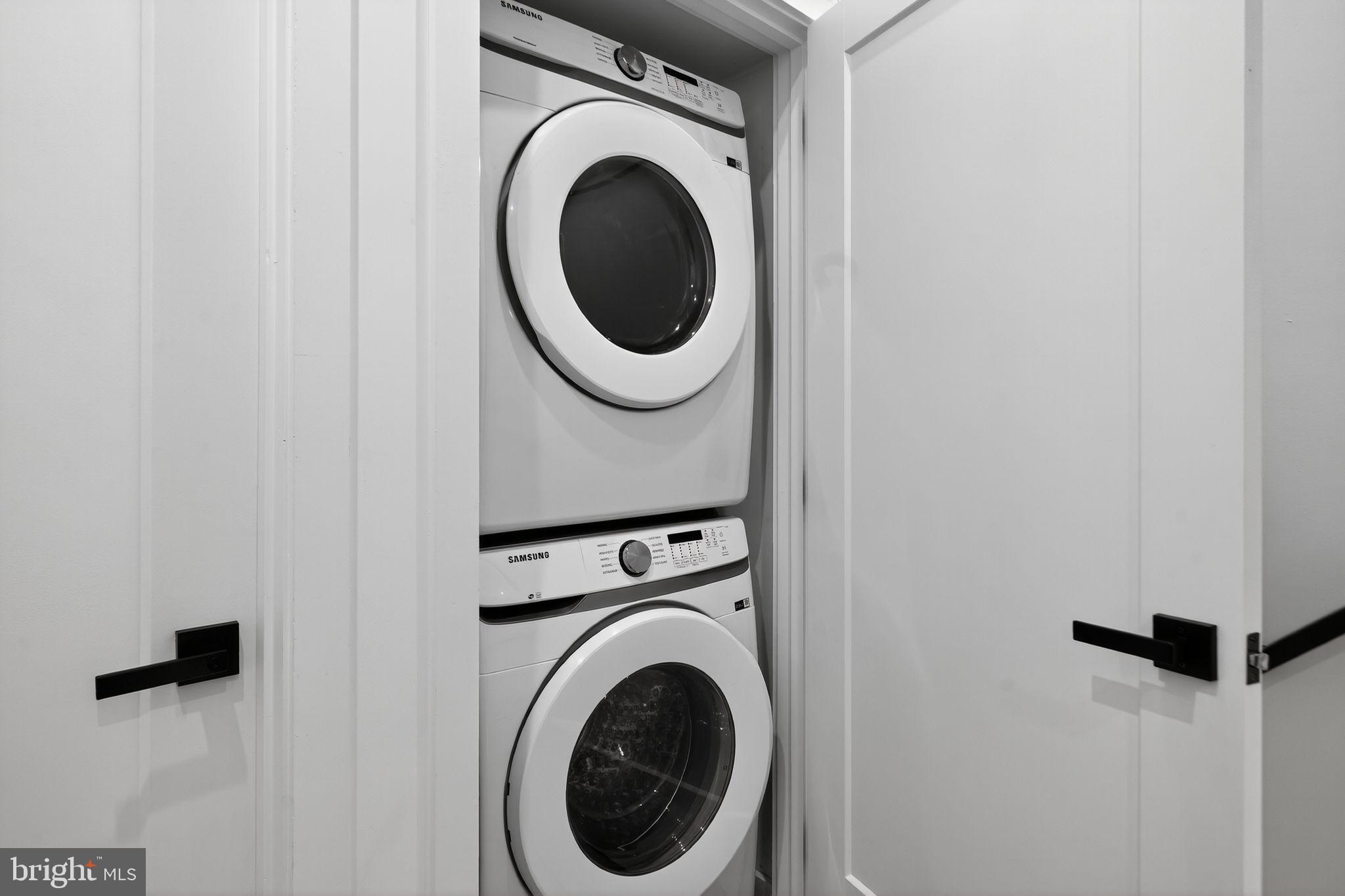 FRANCISVILLE - Residential