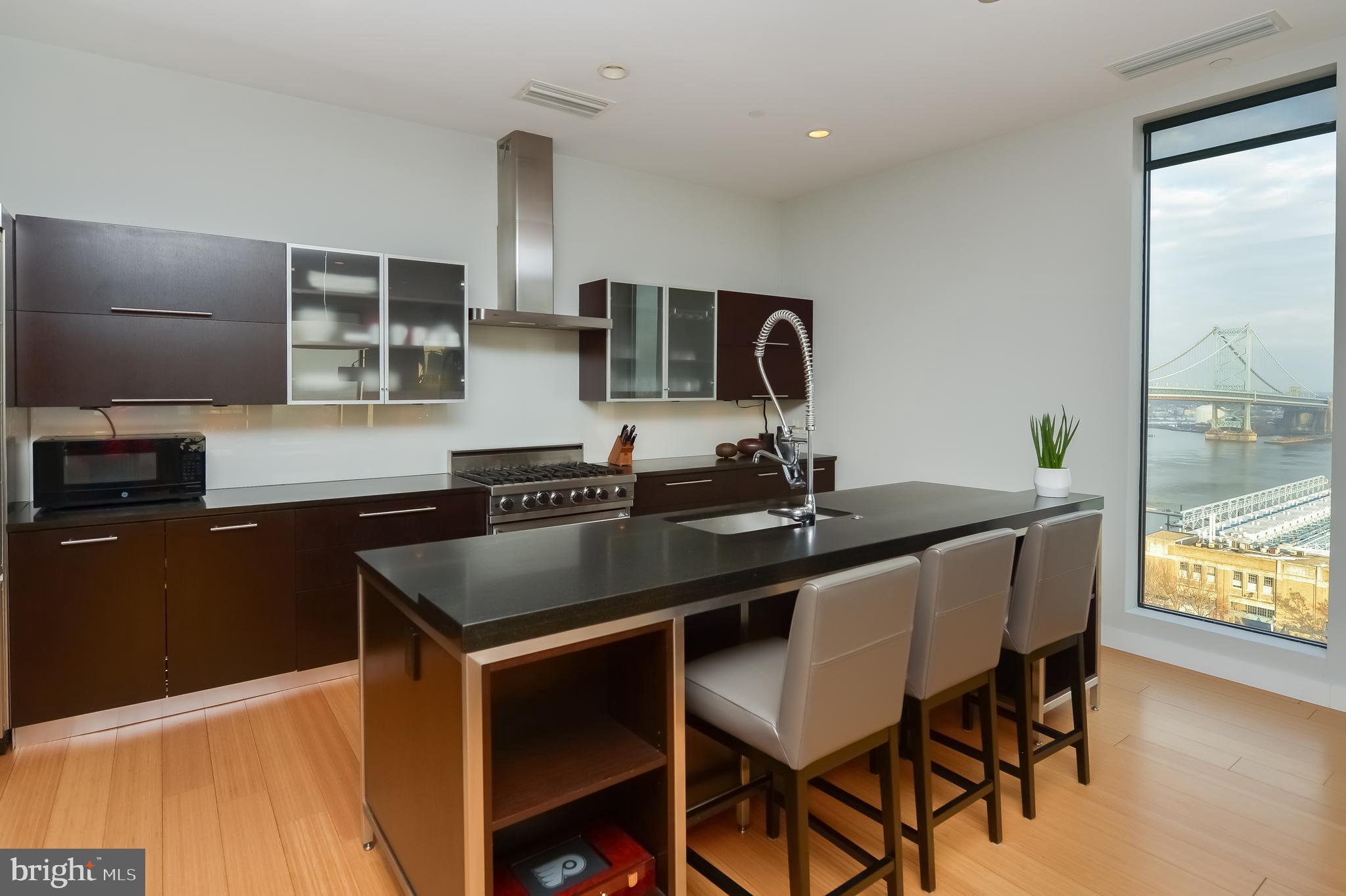 OLD CITY - Residential