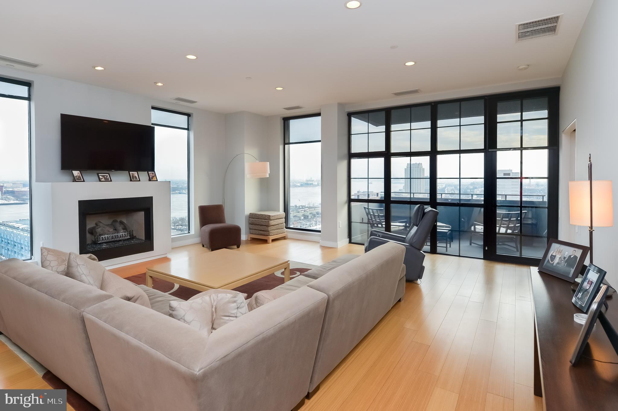 OLD CITY - Residential