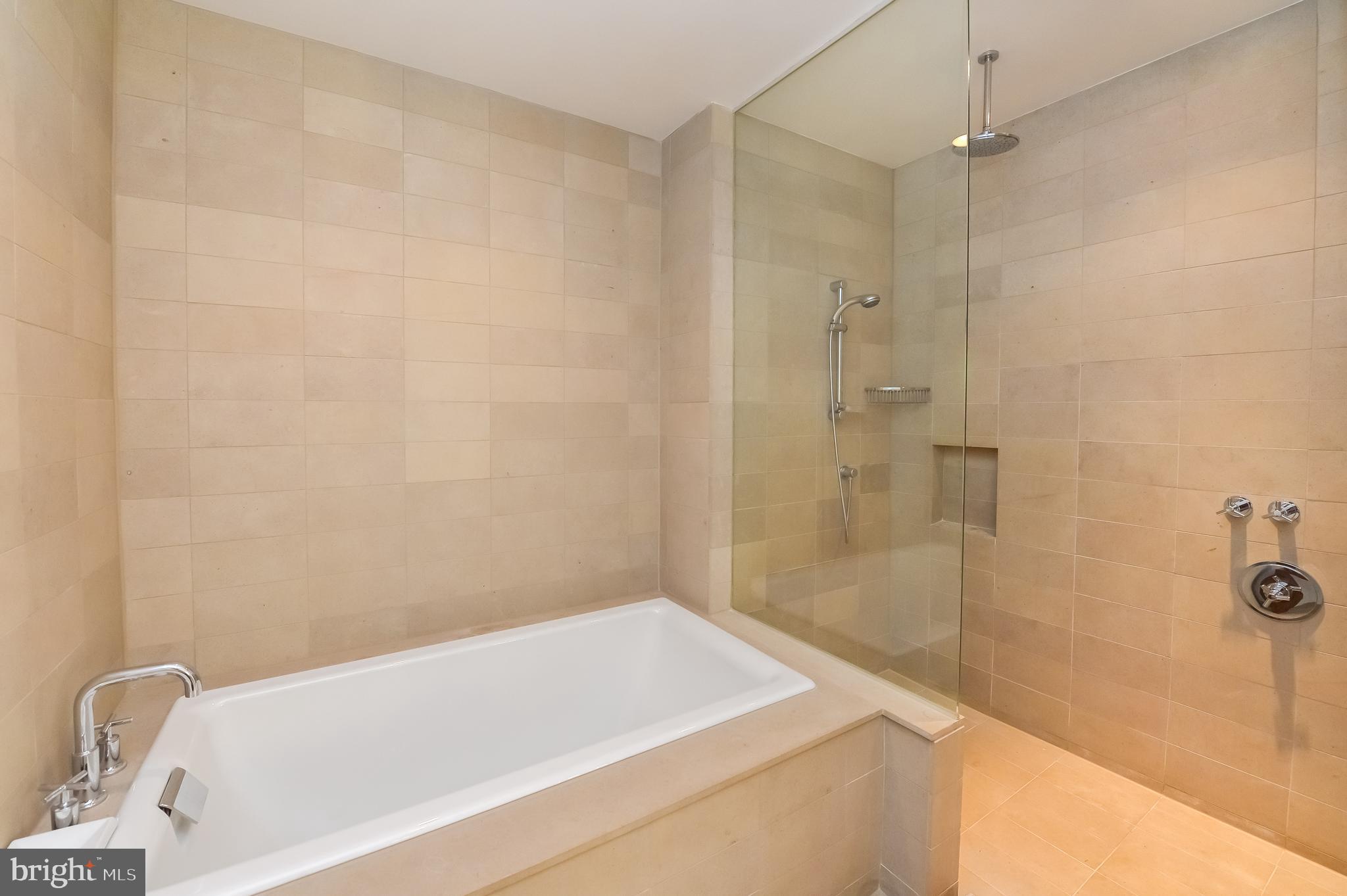 OLD CITY - Residential