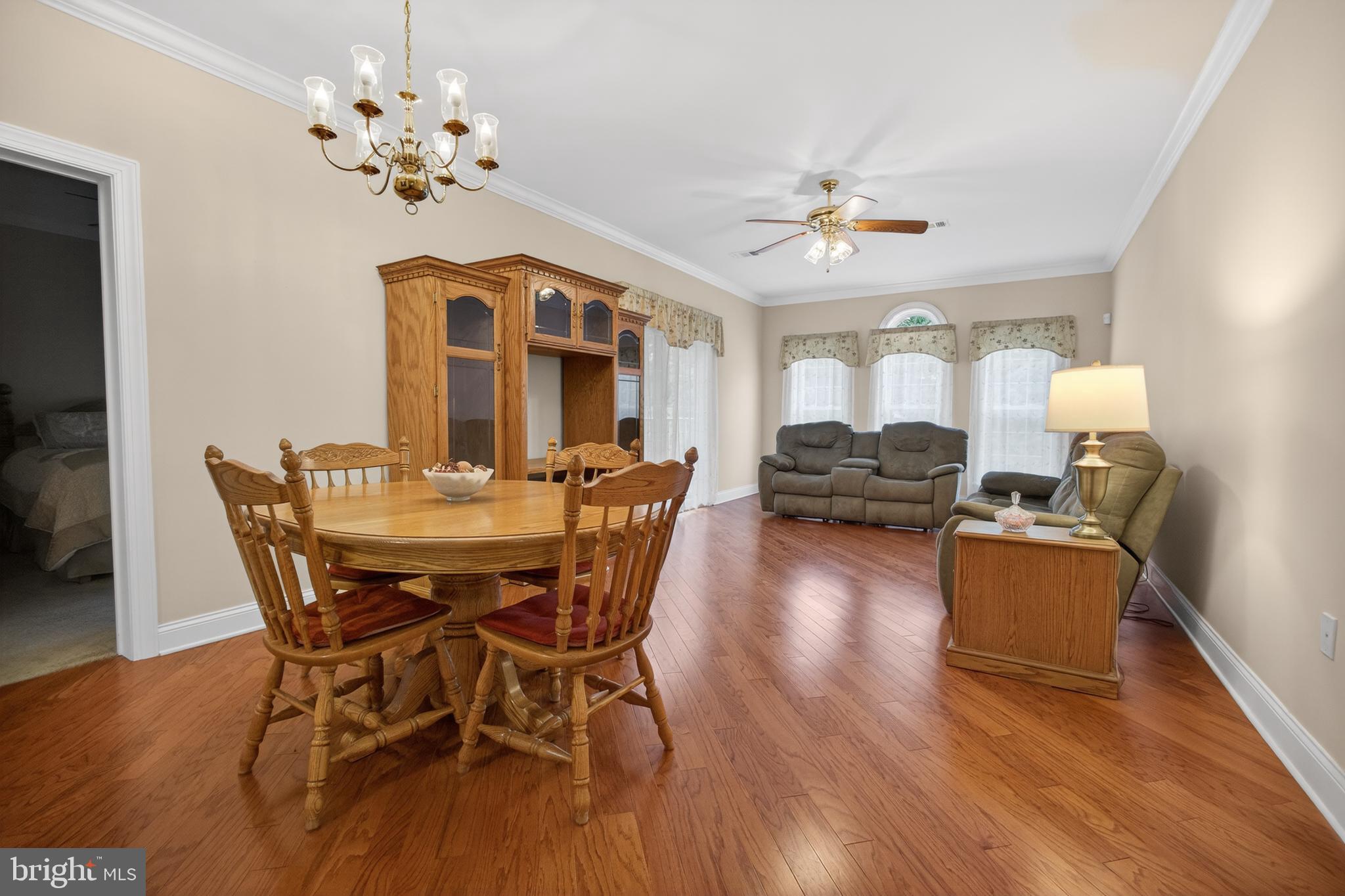 CREEKSIDE VILLAGE - Residential